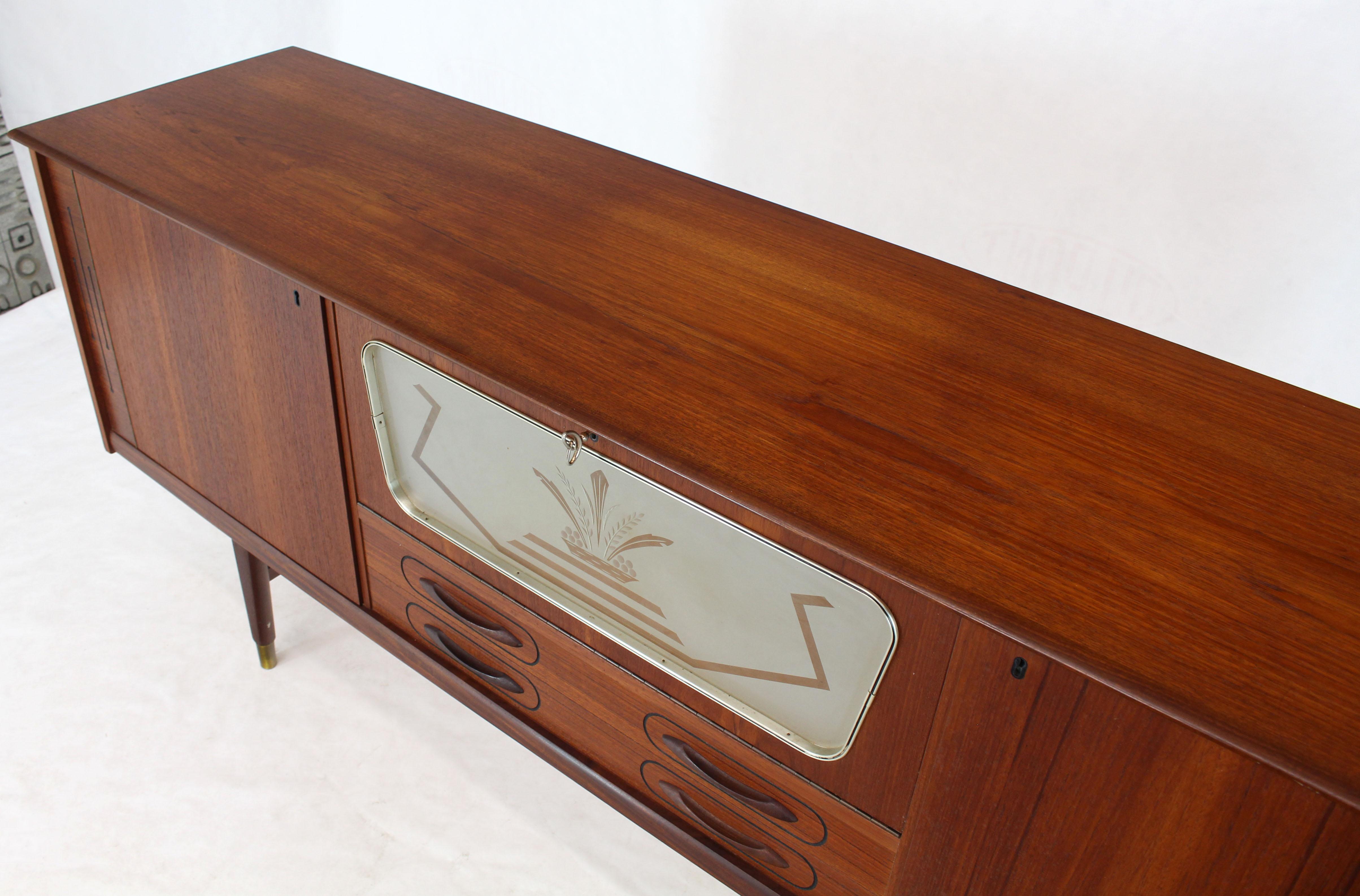 Danish Teak Long Sideboard Credenza with Art Deco Style Etched Glass Insert 3