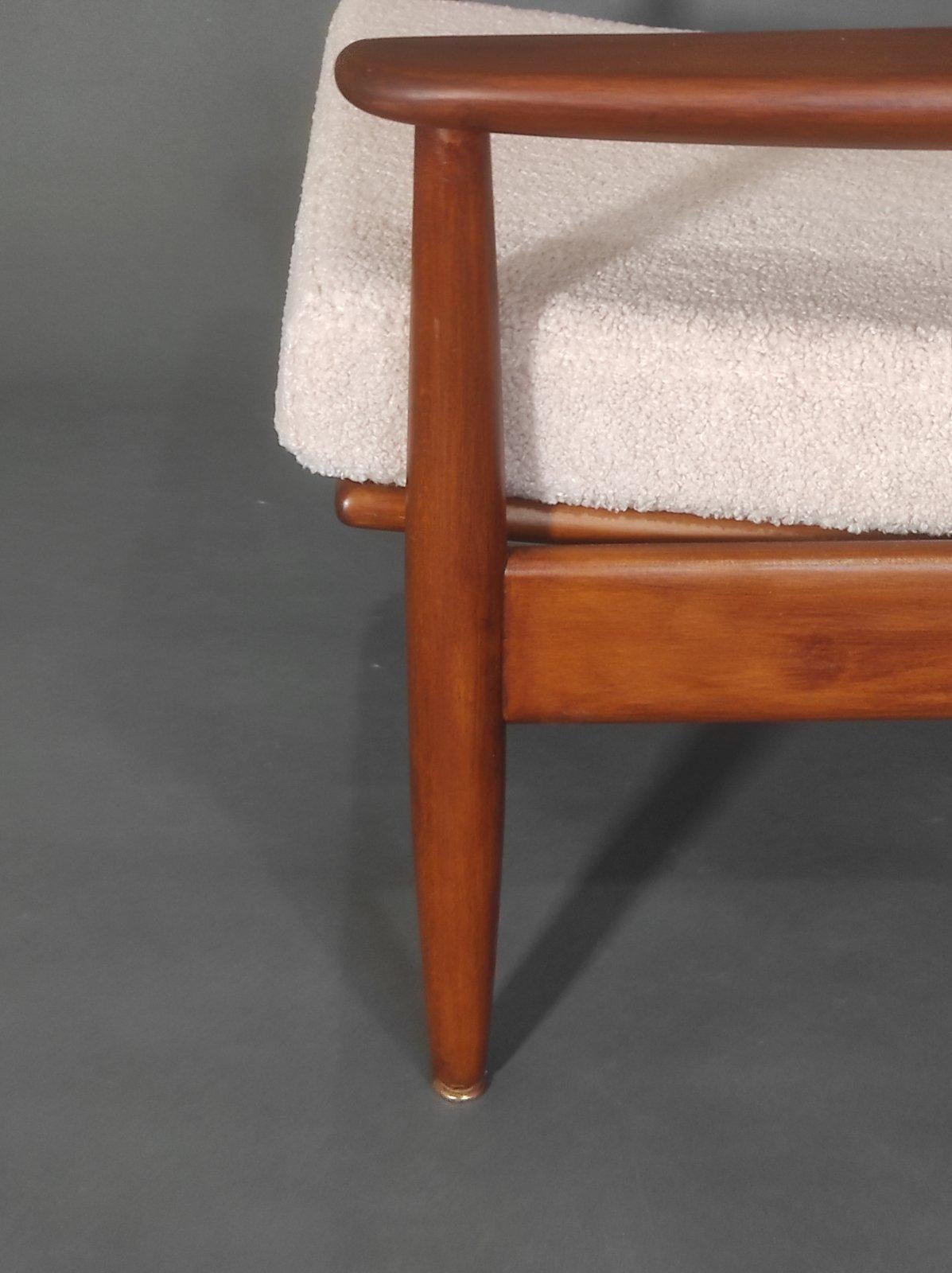Danish Teak Longue Chair 1960s For Sale 4