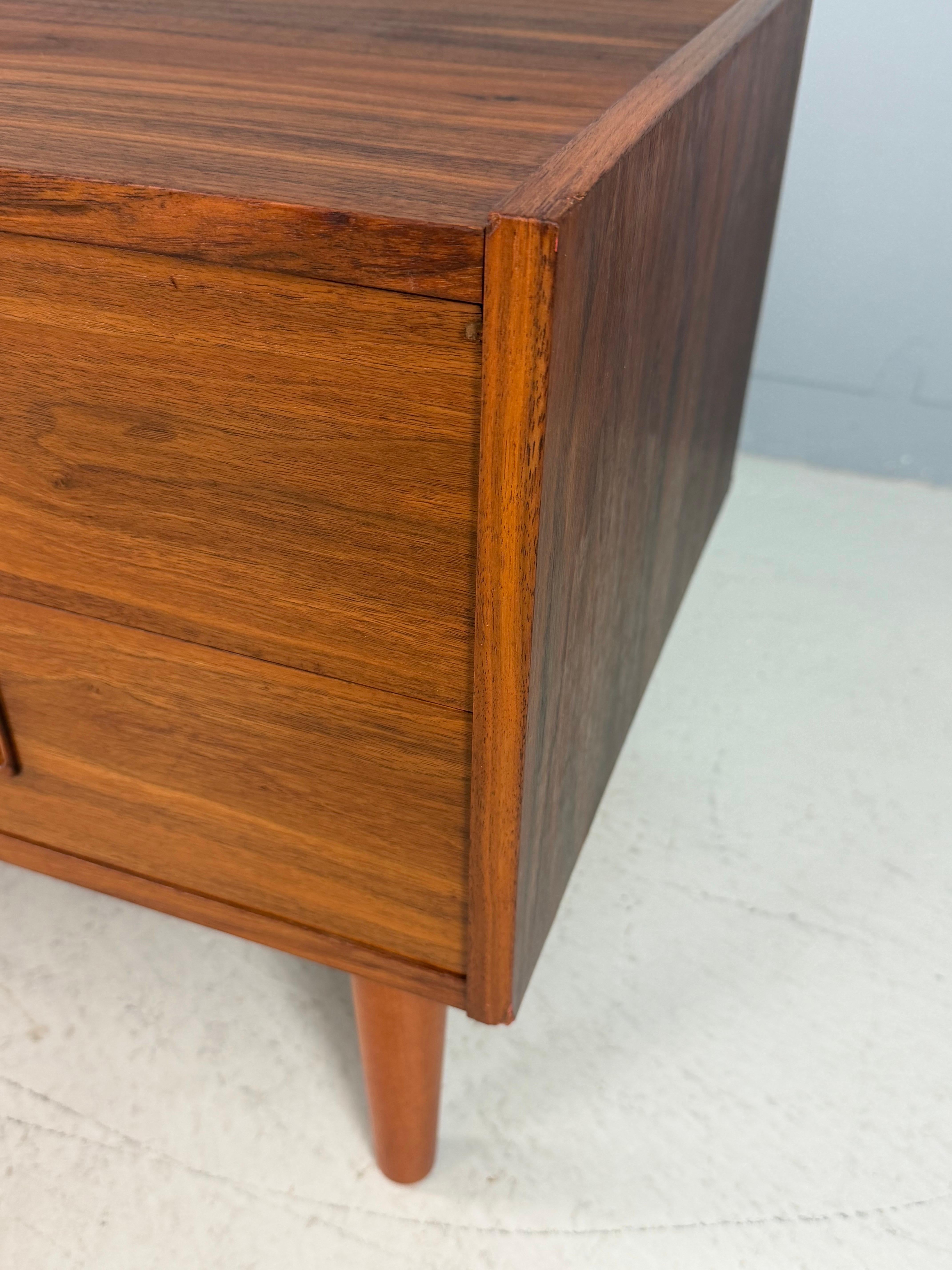 Danish Teak Low Chest with Four Drawers, 1960s in vendita 1