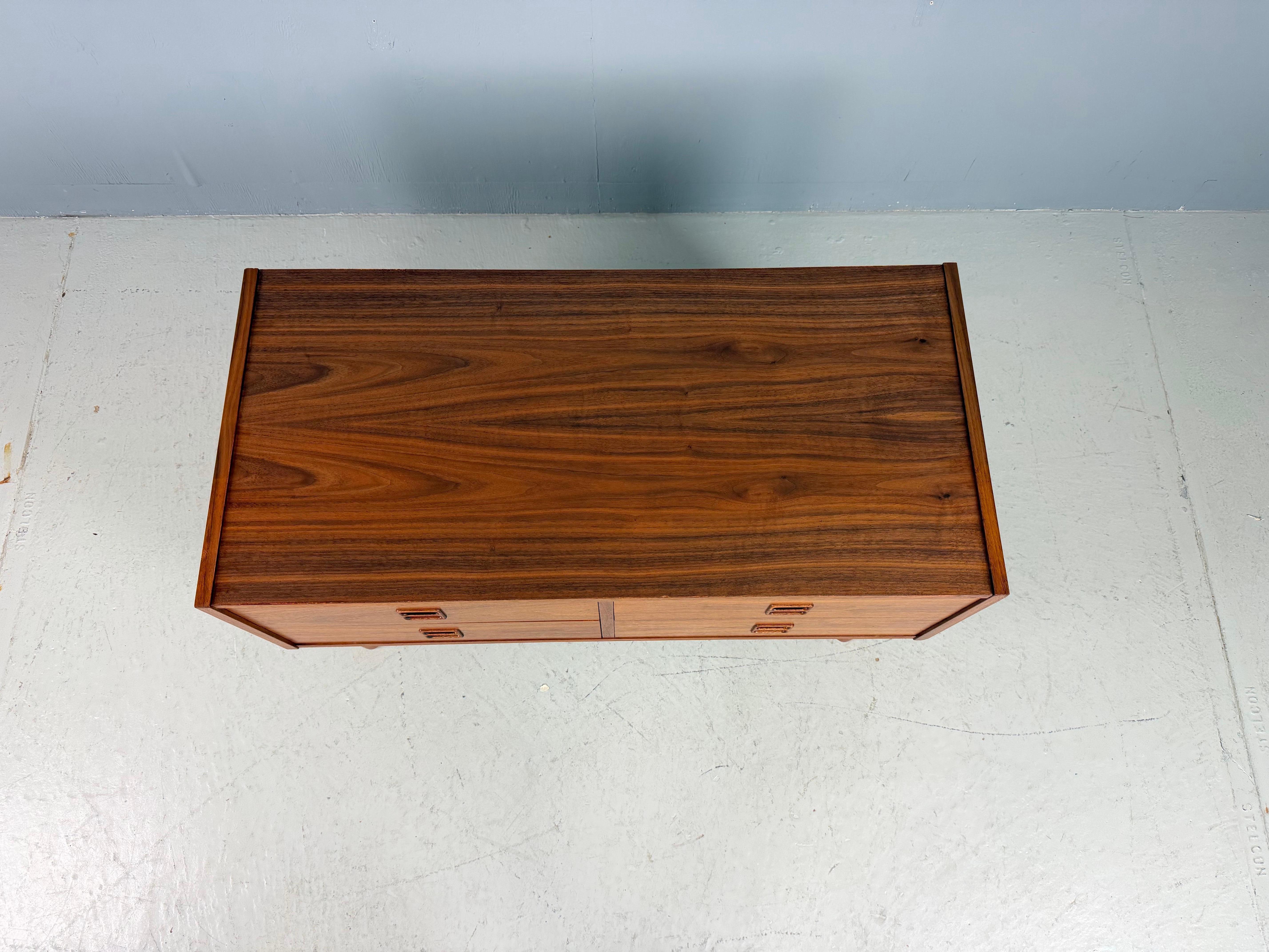 Danish Teak Low Chest with Four Drawers, 1960s in vendita 3