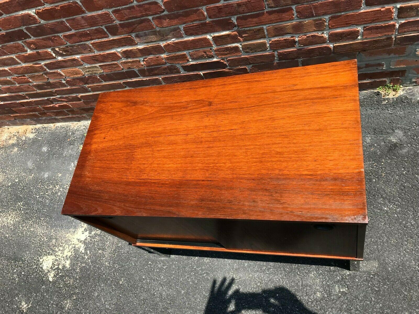 Danish Teak MCM Micro Credenza Sideboard Record Cabinet, 1970s In Good Condition In Hudson, NY