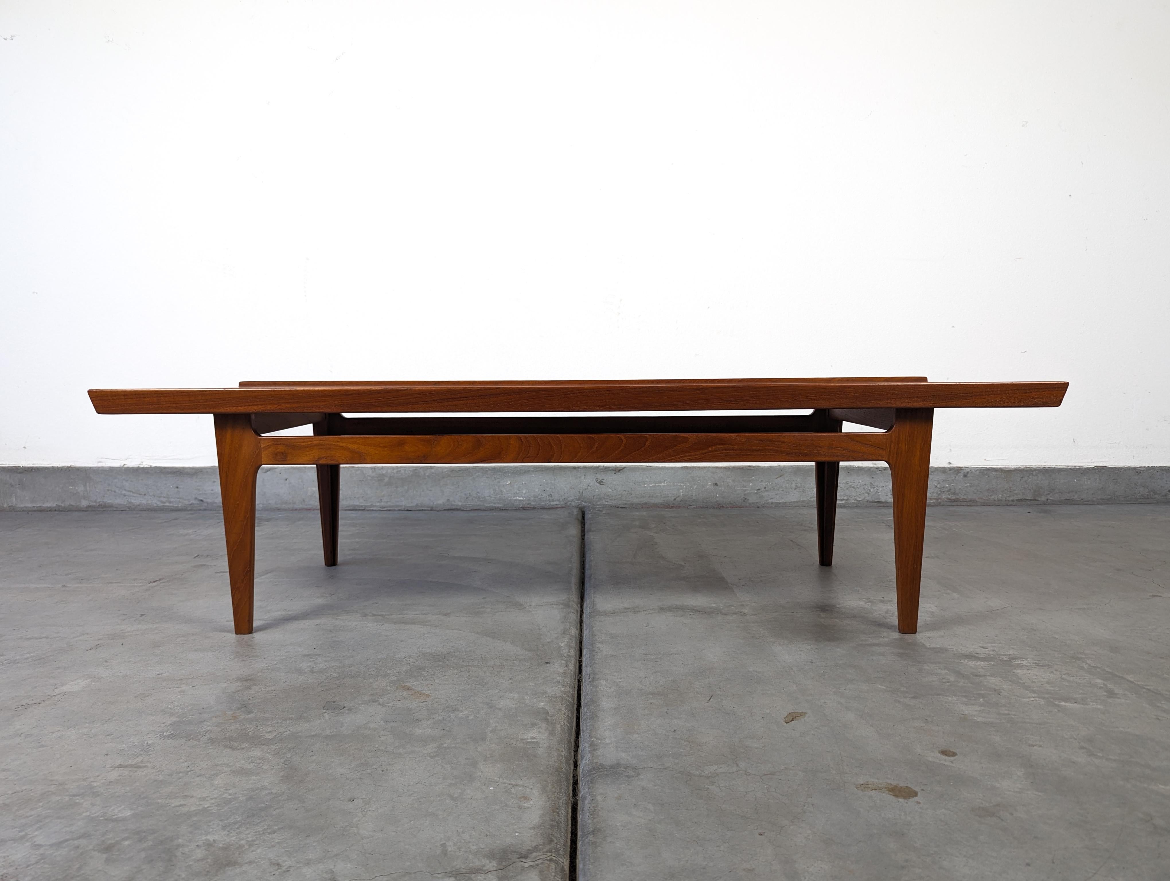 Danish Teak Mid Century Coffee Table by Finn Juhl for France & Søn, 1950s For Sale 5