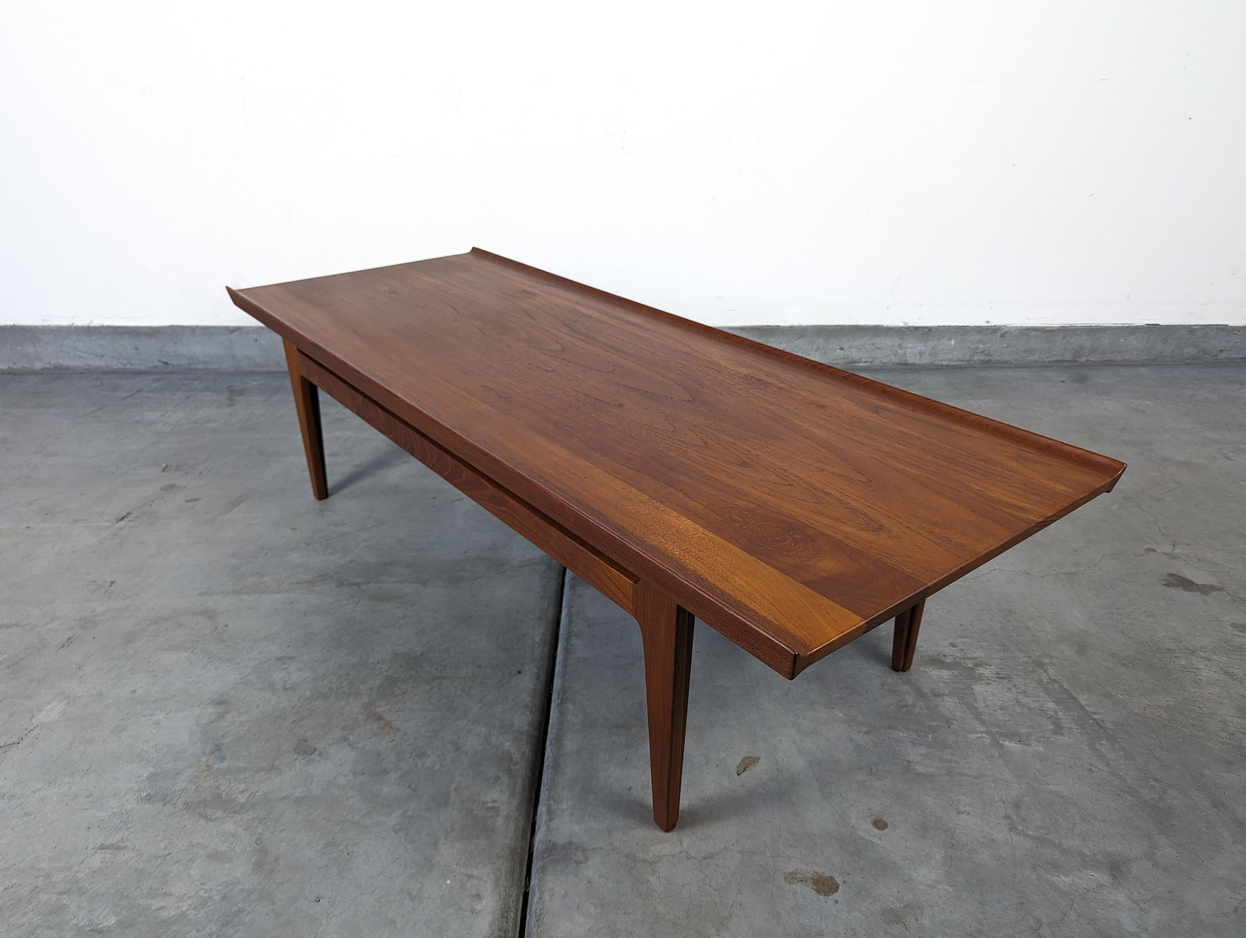 Danish Teak Mid Century Coffee Table by Finn Juhl for France & Søn, 1950s For Sale 4