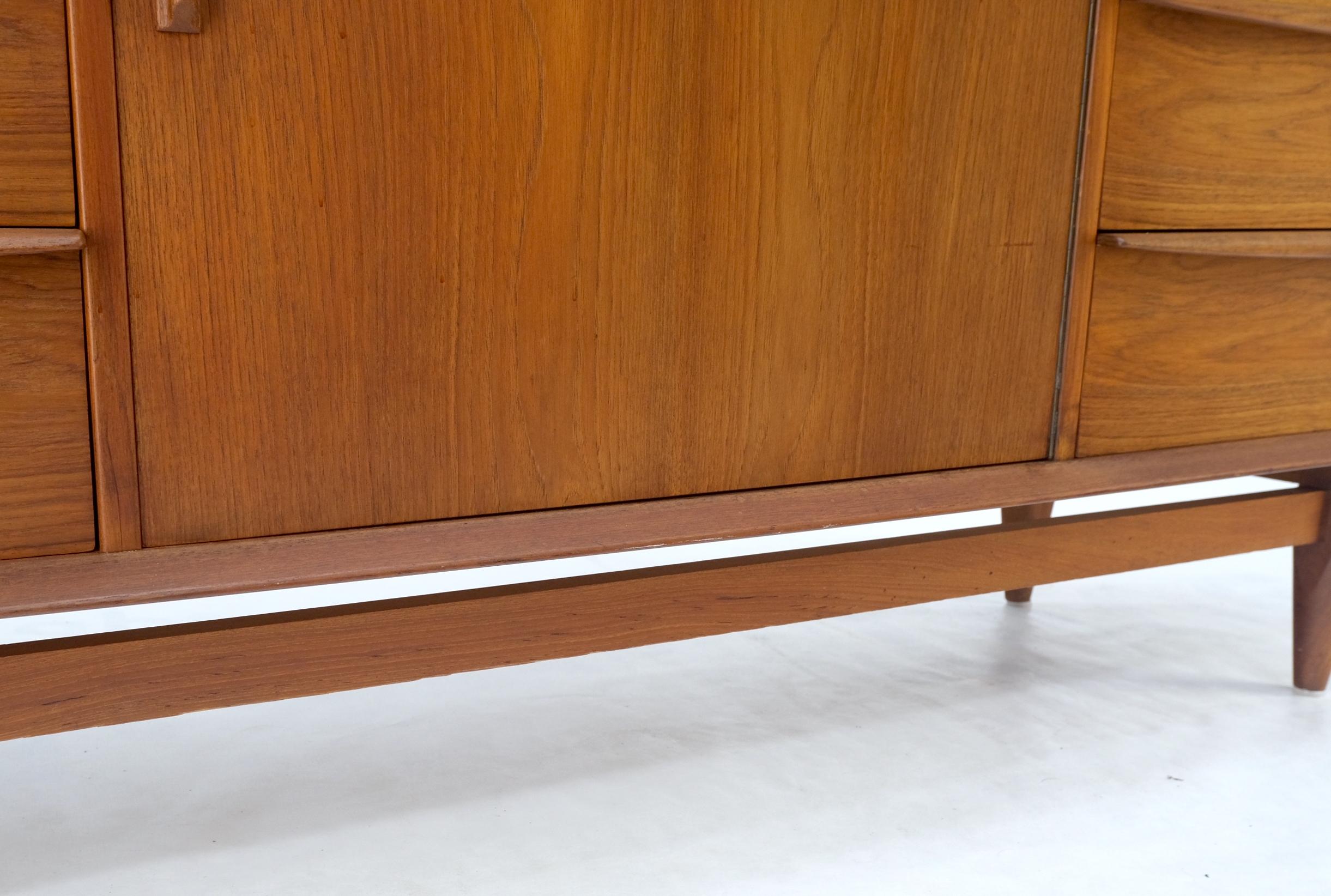 Danish Teak Mid-Century Modern 13 Drawers Long Credenza Dresser Sideboard MINT! For Sale 5