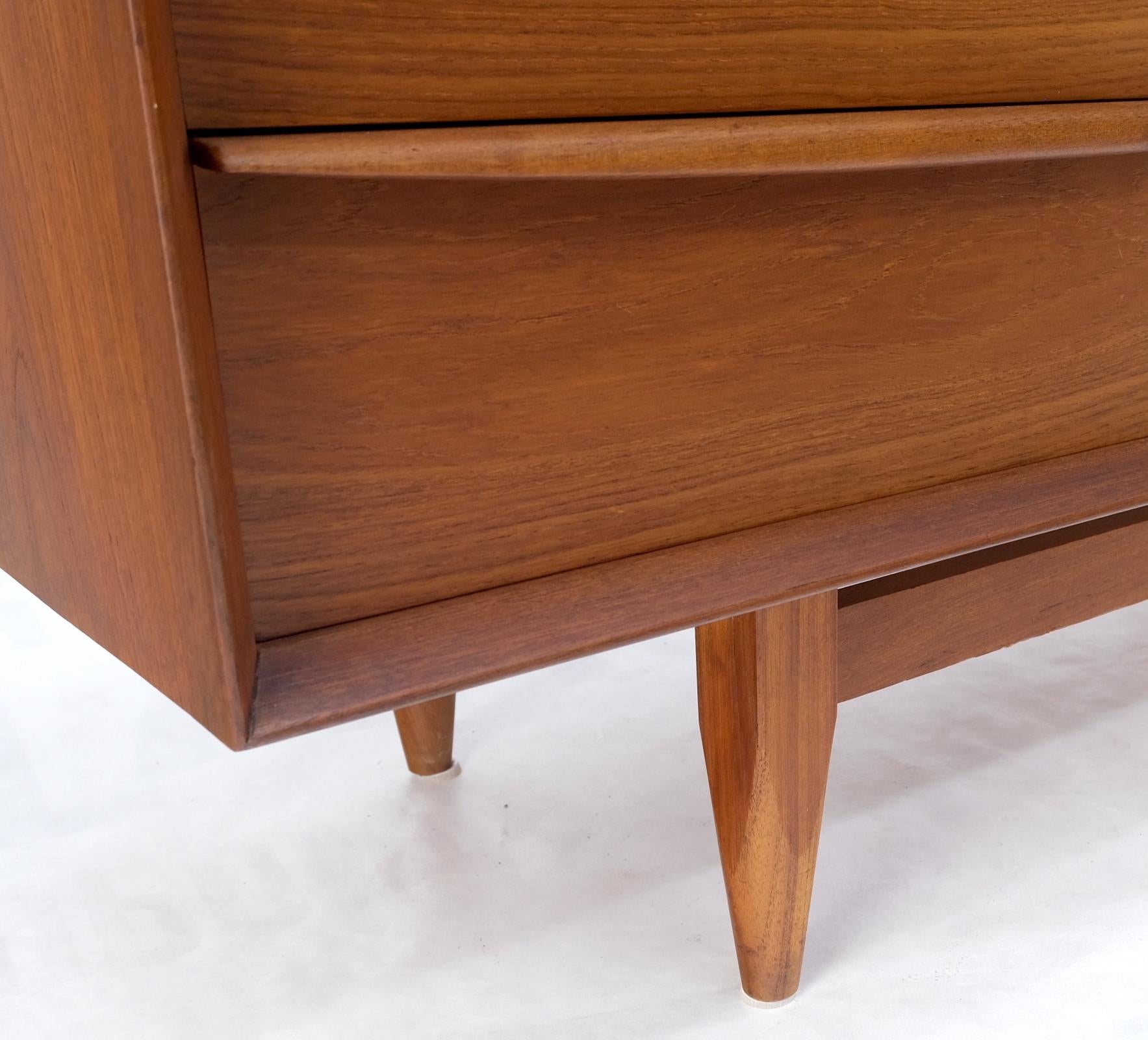 Danish Teak Mid-Century Modern 13 Drawers Long Credenza Dresser Sideboard MINT! For Sale 4