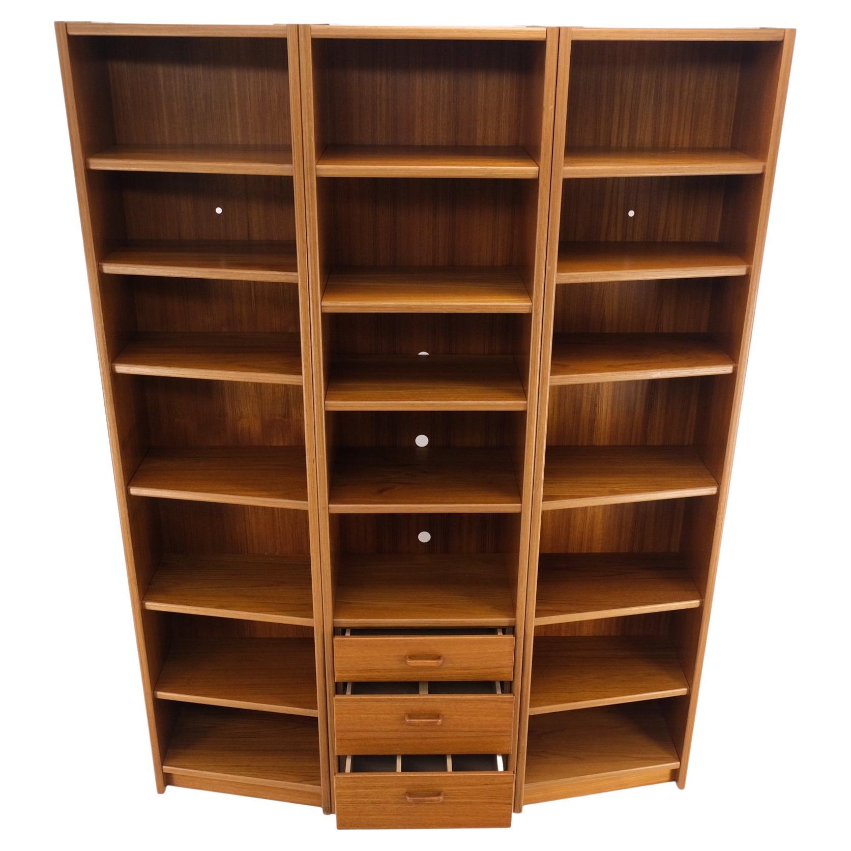 Narrow Danish Teak Bookcase with Dipped Drawers For Sale at 1stDibs