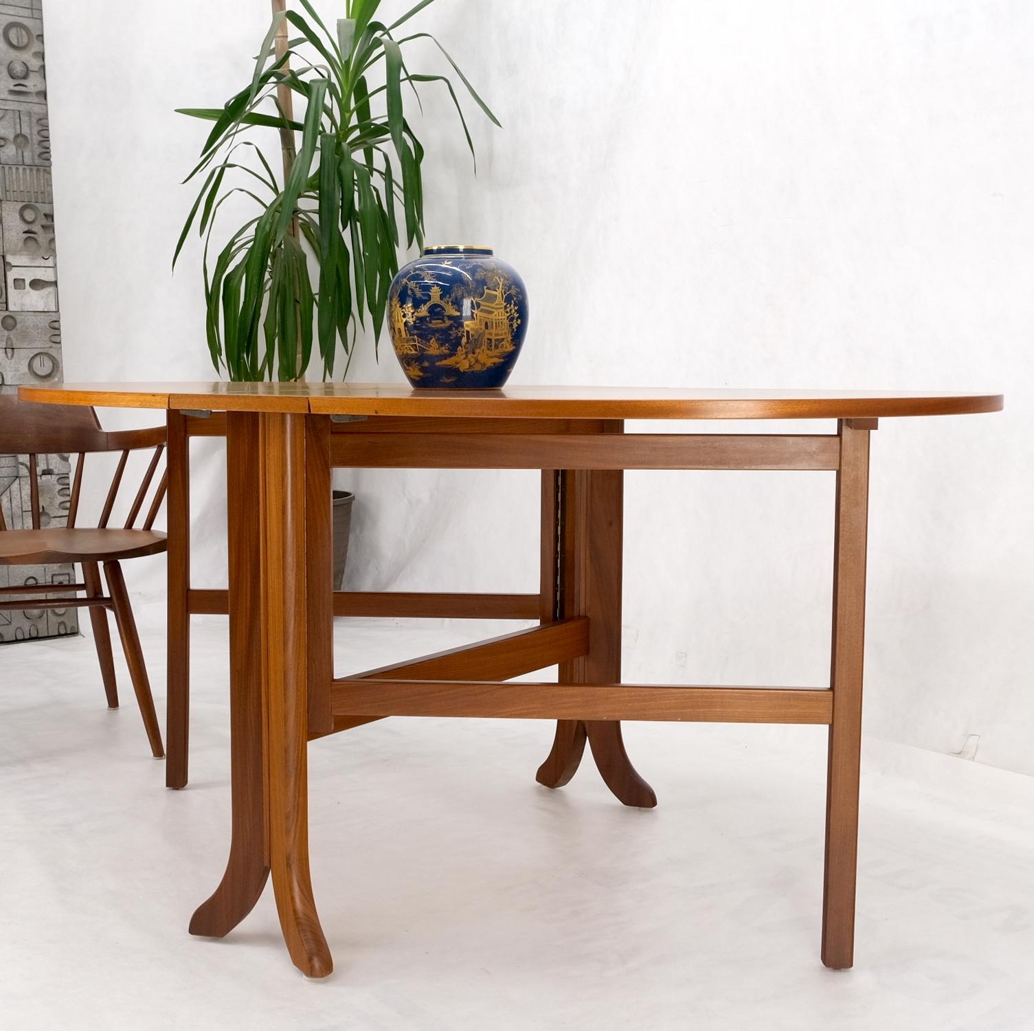 Danish Teak Mid-Century Modern Drop Leaf Gate Leg Dining Table For Sale 12