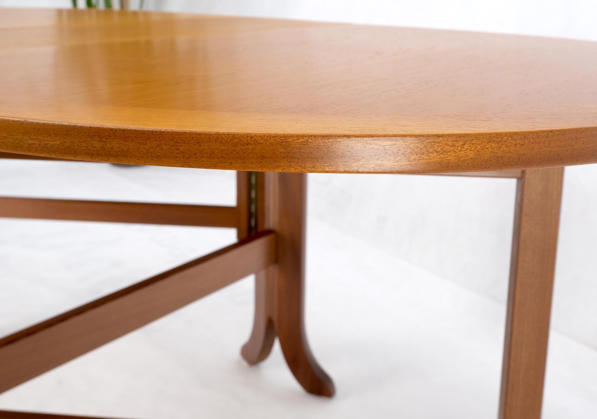 Danish Teak Mid-Century Modern Drop Leaf Gate Leg Dining Table For Sale 2