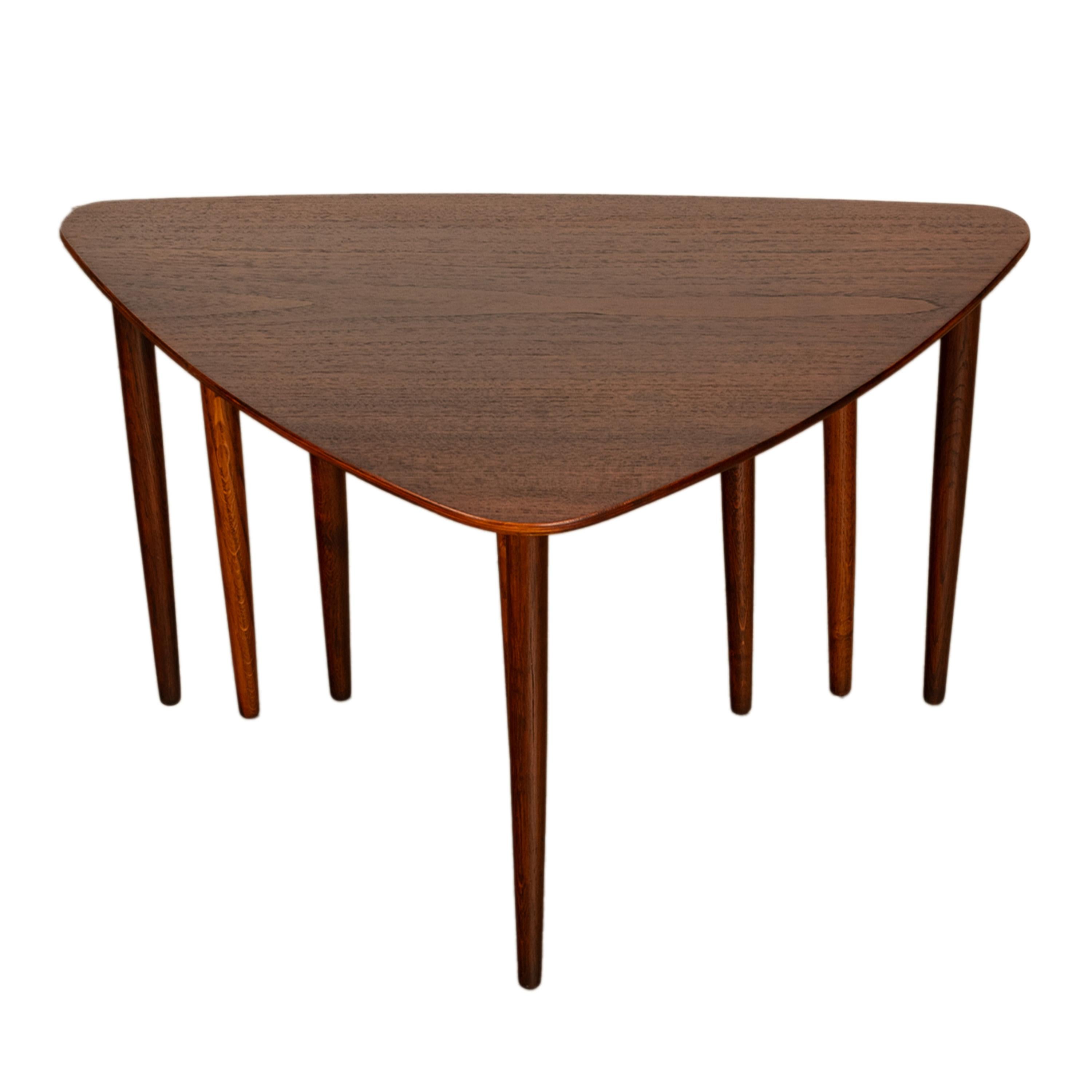 Danish Teak Mid Century Modern Guitar Pick Set 3 Nesting Tables Mogens Kold 1960 For Sale 10