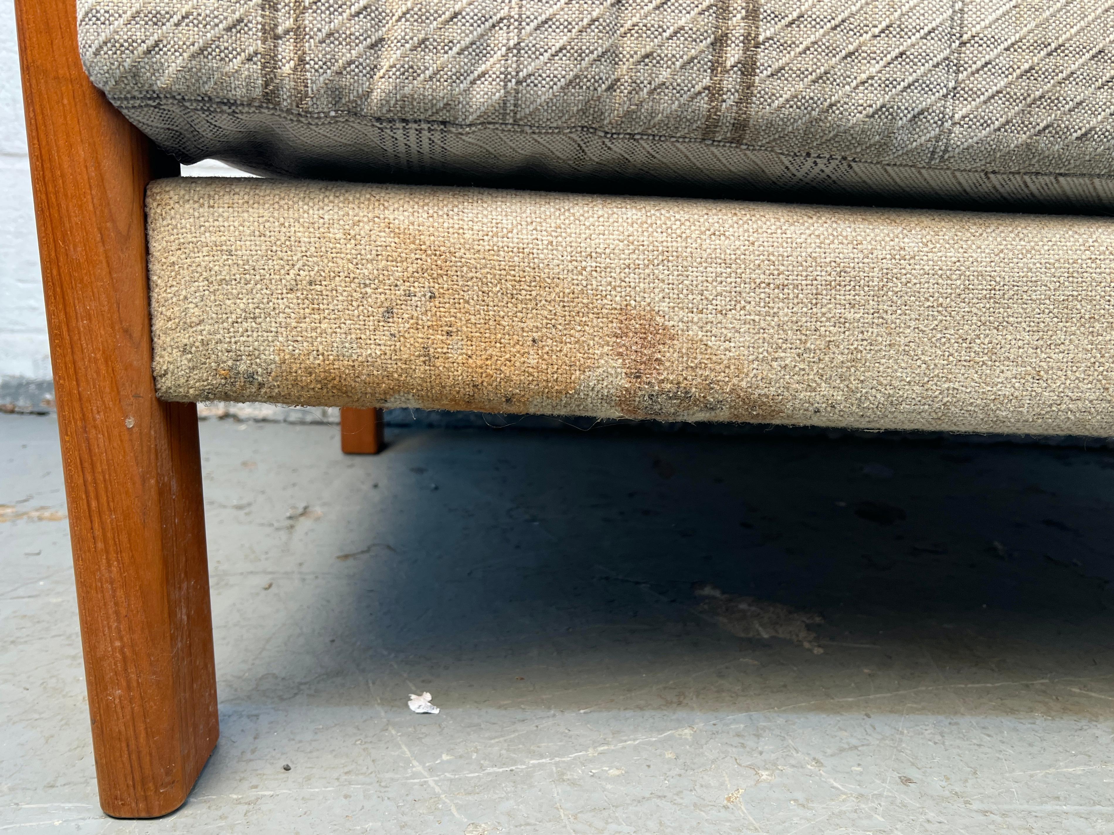 Sofá moderno danés de teca de mediados de siglo en venta 4