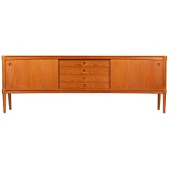 Dänisches Sideboard aus Teakholz aus der Mitte des Jahrhunderts von HW Klein von Bramin Møbler:: 1960er Jahre