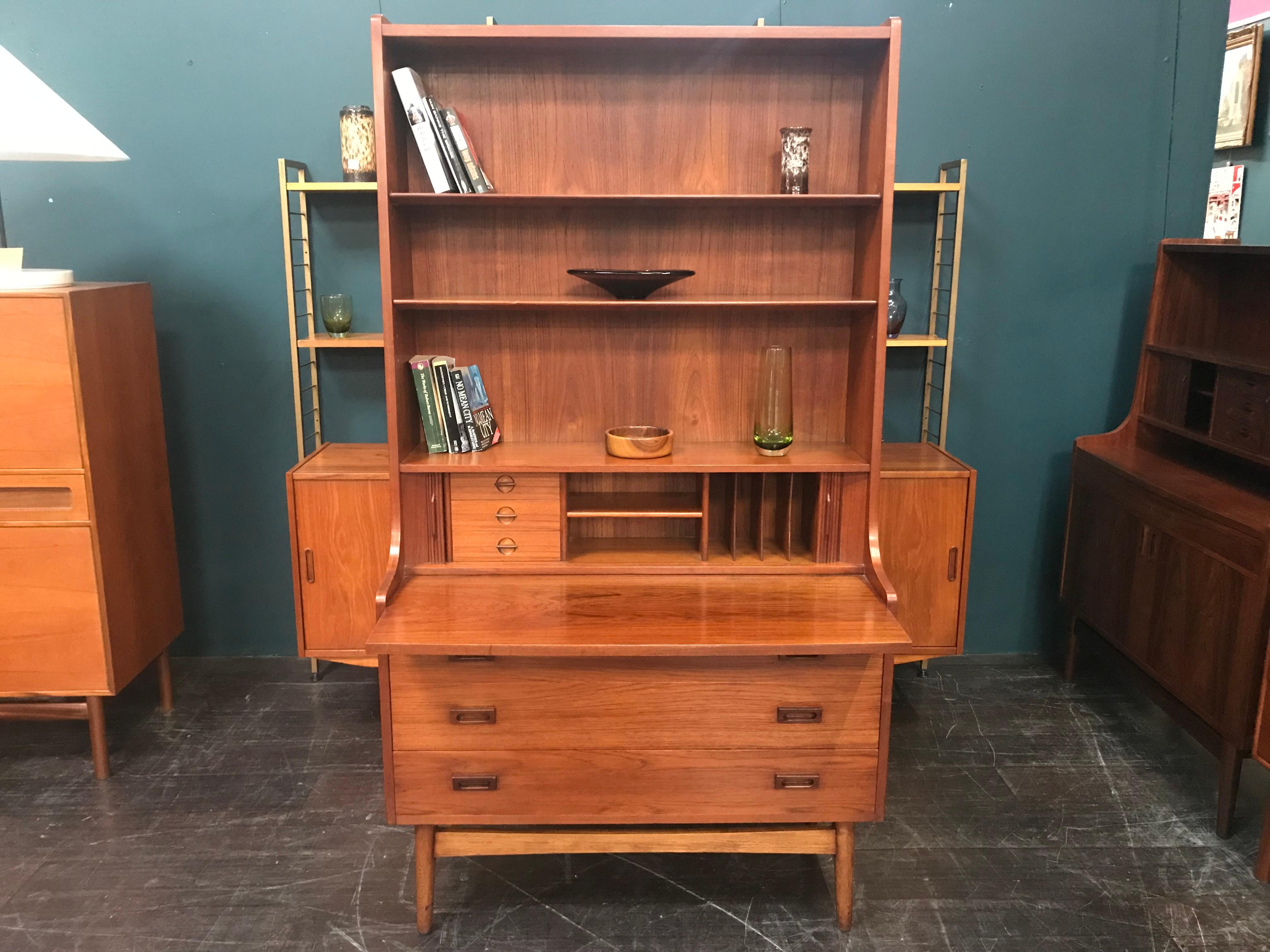 Danish Teak Midcentury Secretaire Desk Bookcase by Johannes Sorth for Bornholm In Good Condition For Sale In Glasgow, GB