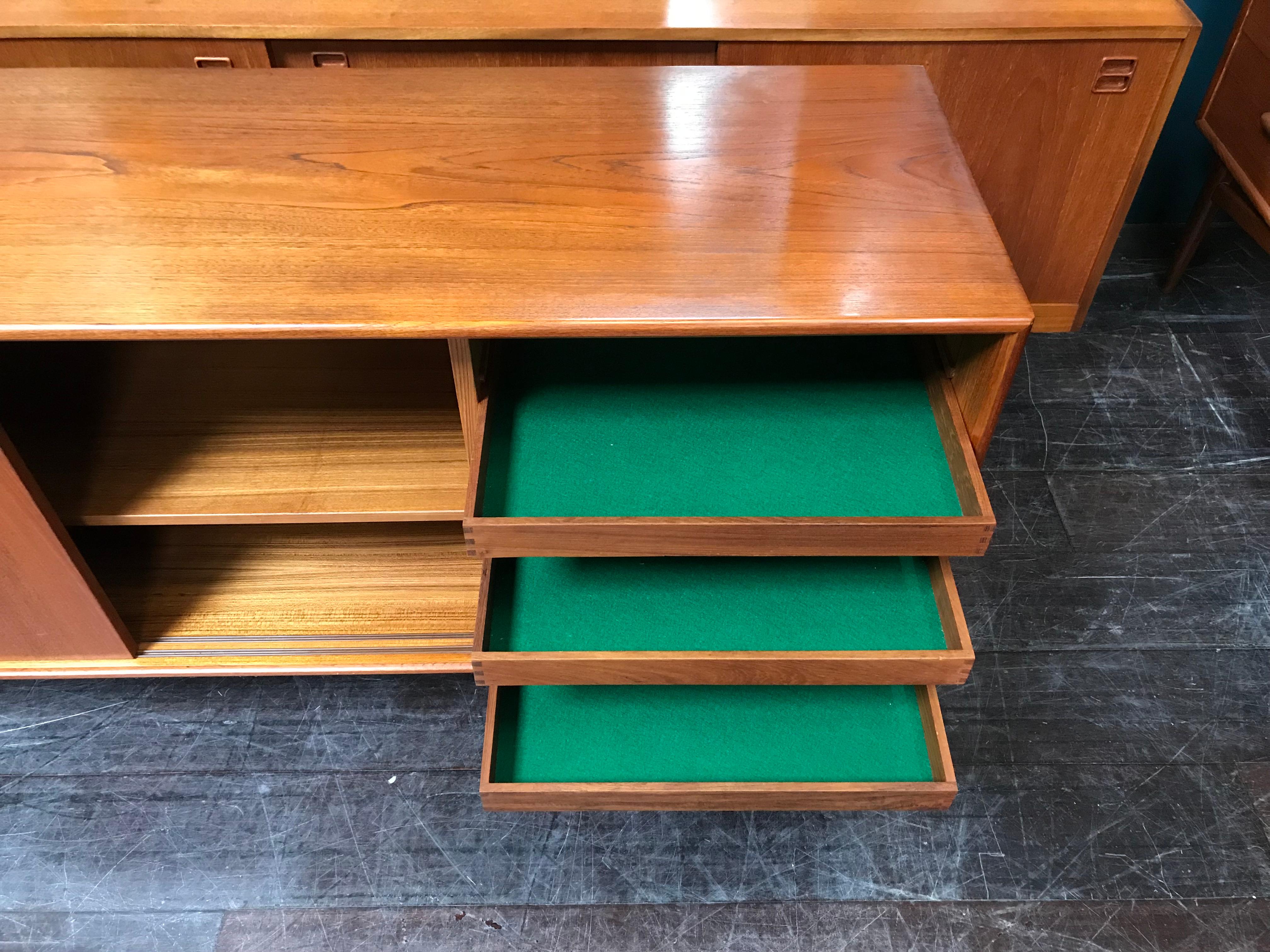 Danish Teak Midcentury Sideboard by Gunni Omann for Omann Jun For Sale 3