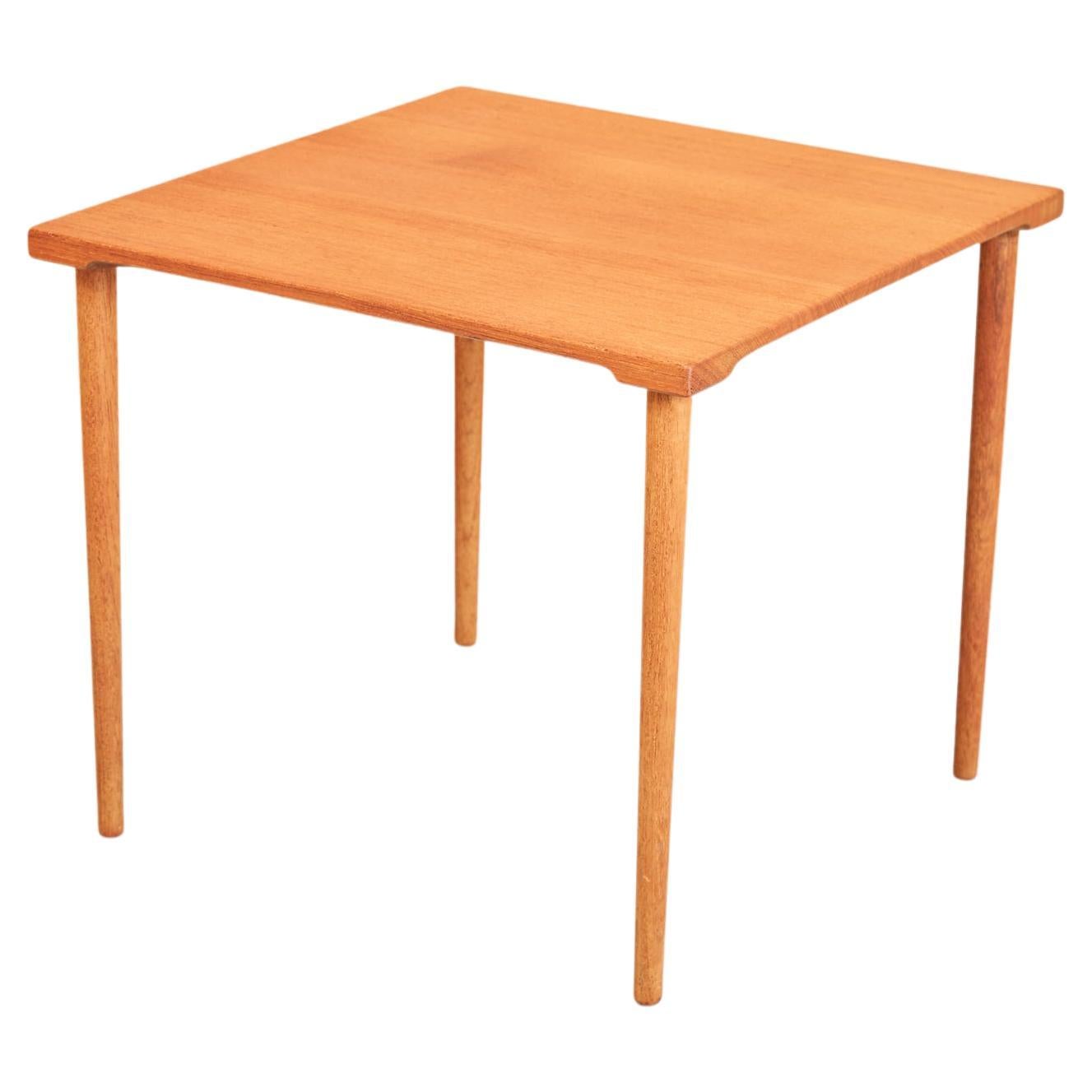 Danish Teak Model Fd544 Lamp Side Table, France & Søn, 1950s For Sale