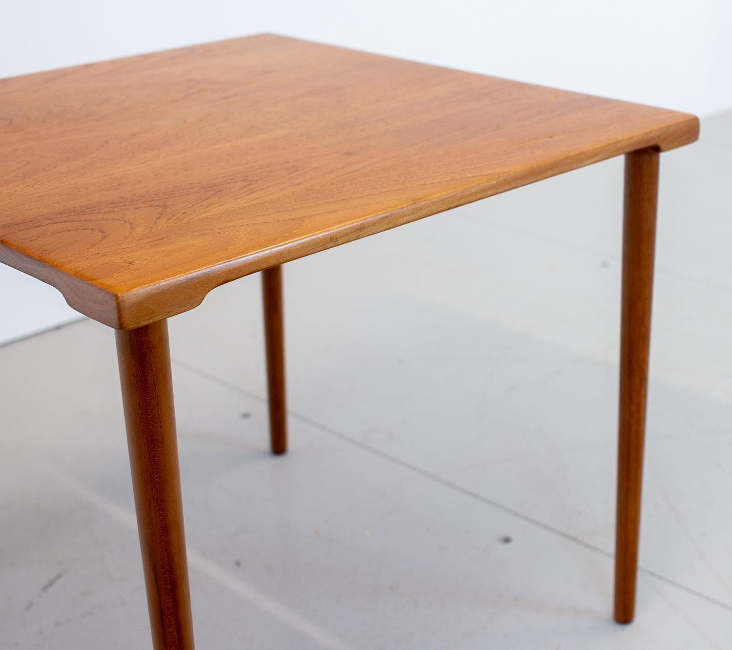 Scandinavian Modern Danish Teak Model FD544 Side Table by France and Son, 1950s For Sale