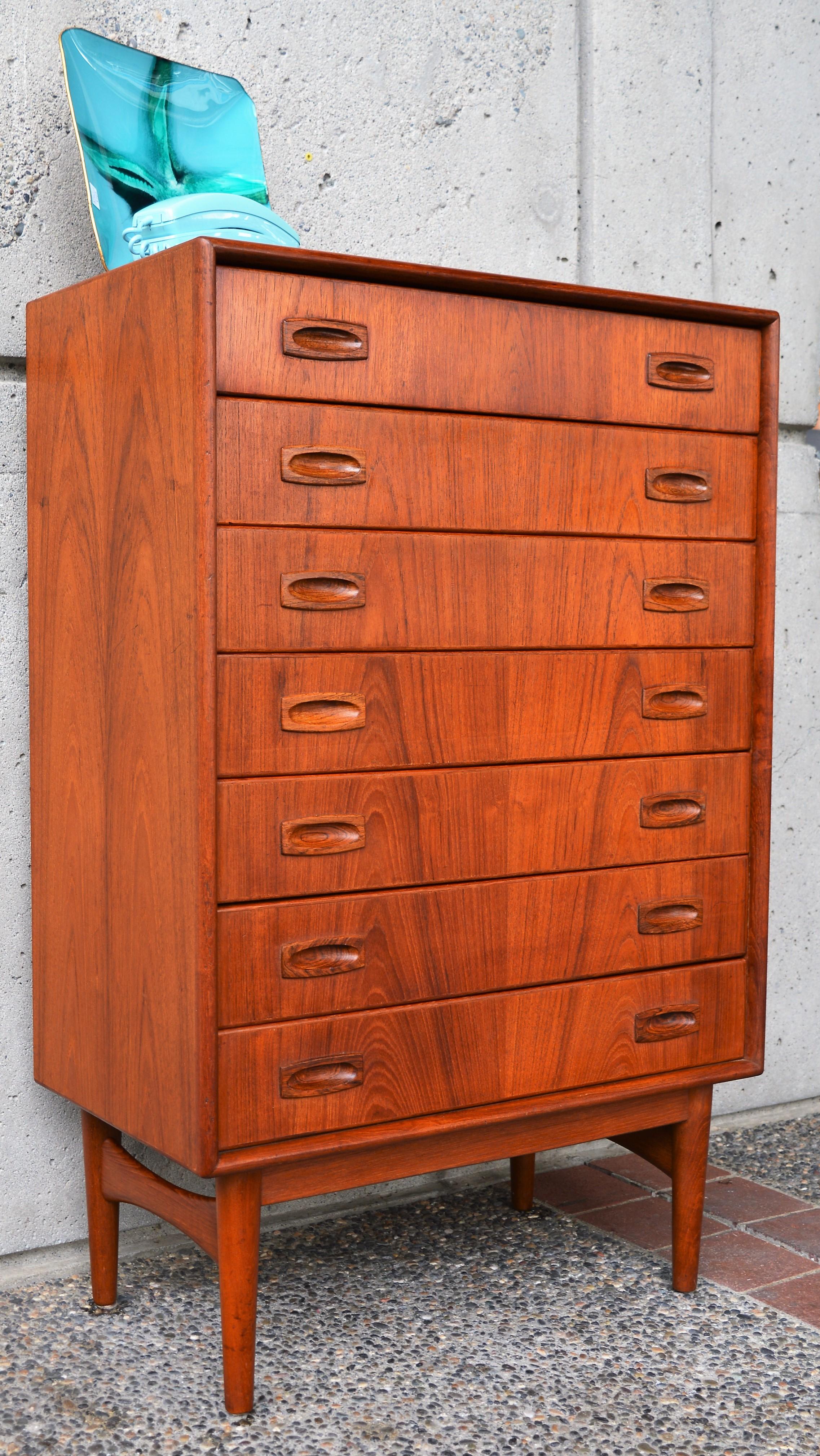 Mid-20th Century Danish Teak Narrow Highboy Dresser / Chest of Drawers by Arne Hovmand Olsen