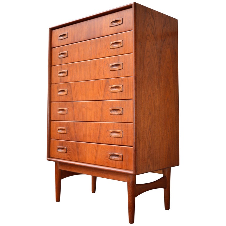Danish Teak Narrow Highboy Dresser / Chest of Drawers by Arne Hovmand