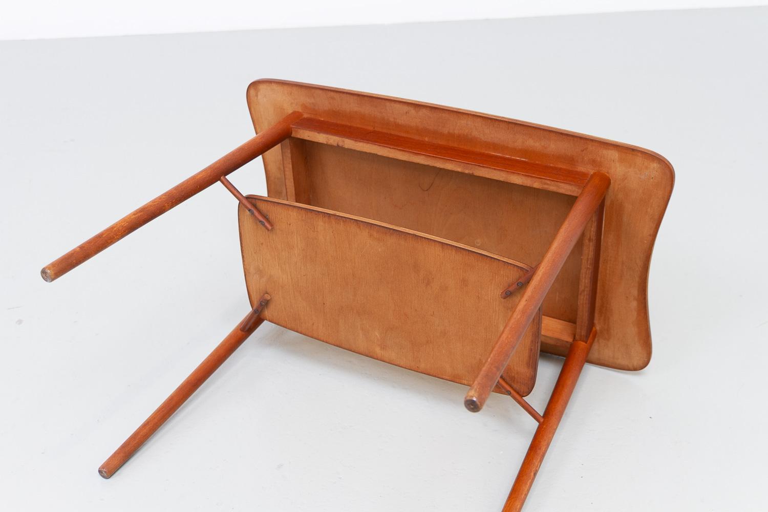 Danish Teak Organic Side or Coffee Table, 1940s. For Sale 7