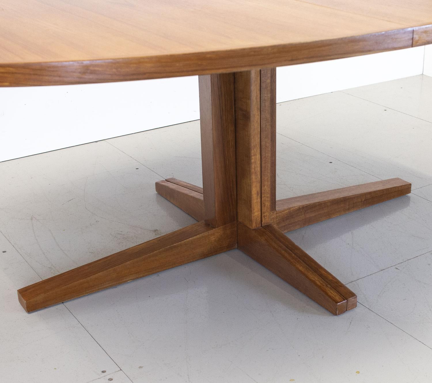 Danish Teak Oval Extending Dining Table by John Mortensen, 1960s For Sale 2