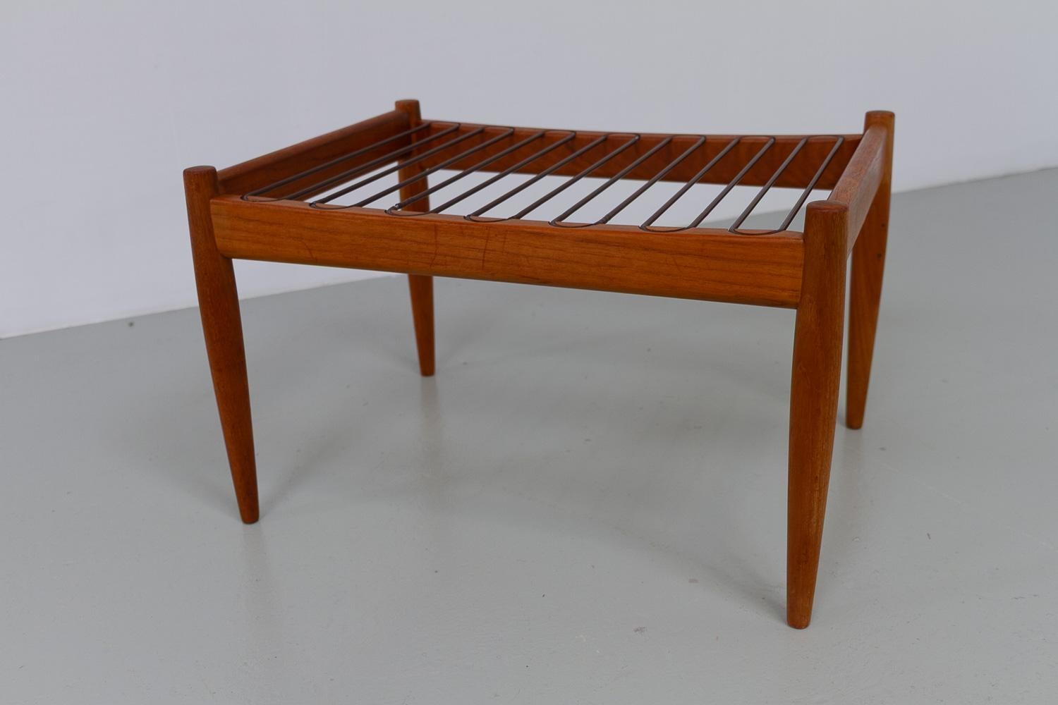 Danish Teak Paper Knife Ottoman by Kai Kristiansen, 1960s. For Sale 6