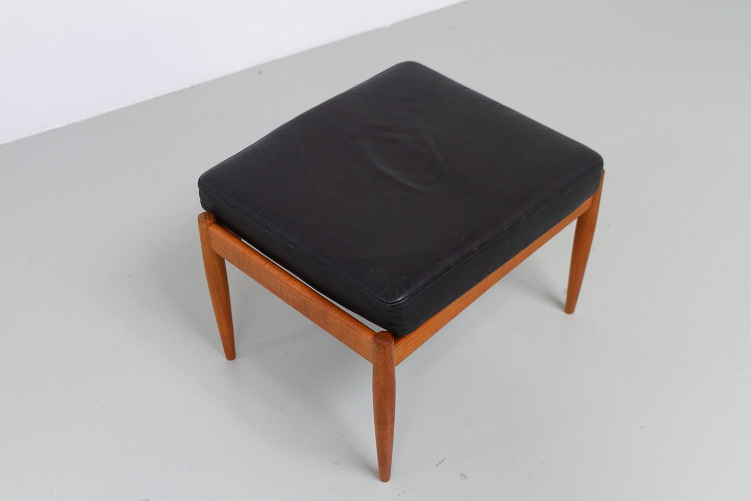 Mid-Century Modern Danish Teak Paper Knife Ottoman by Kai Kristiansen, 1960s. For Sale