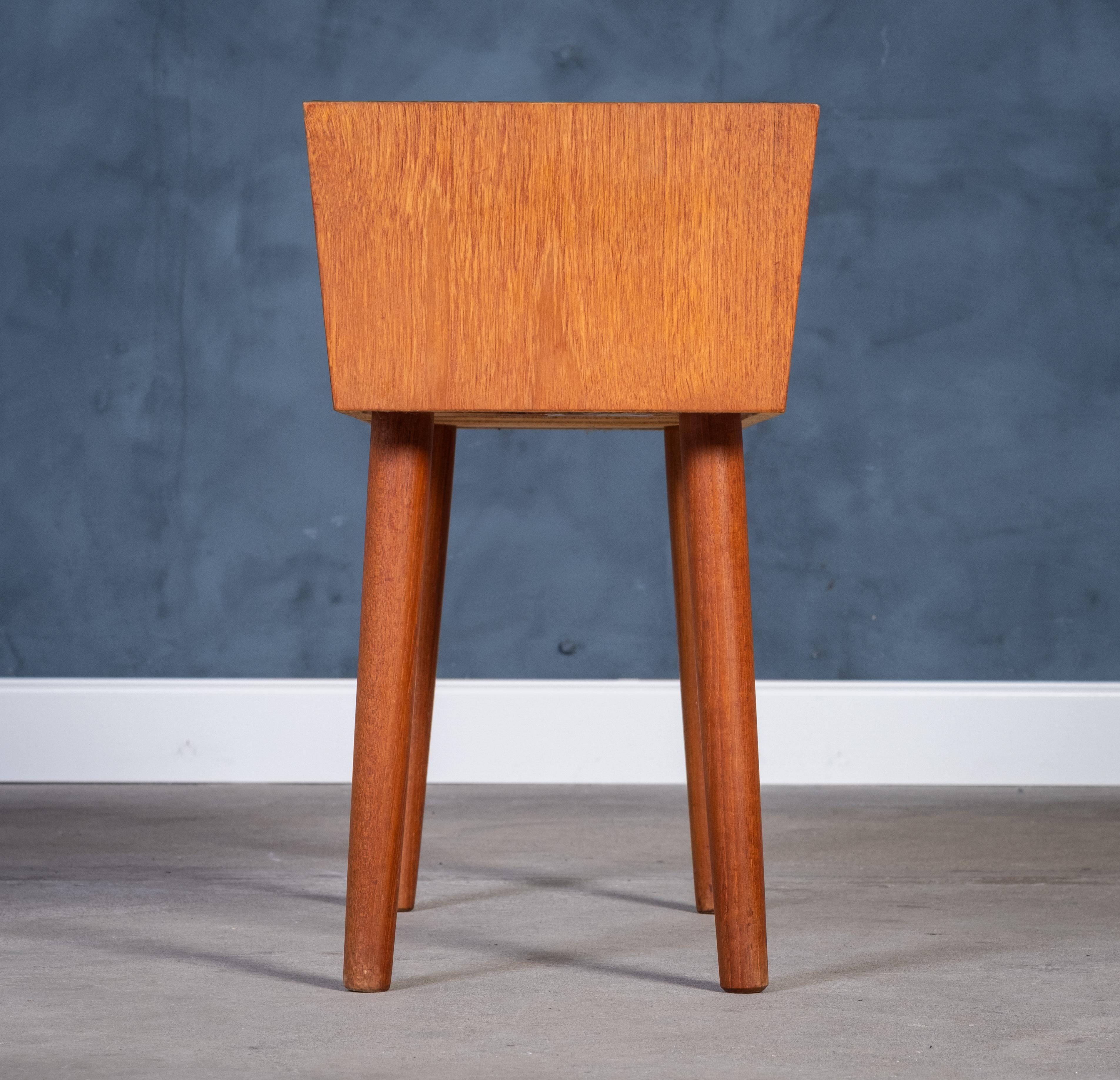 Danish Teak Planter, 1960s For Sale 1