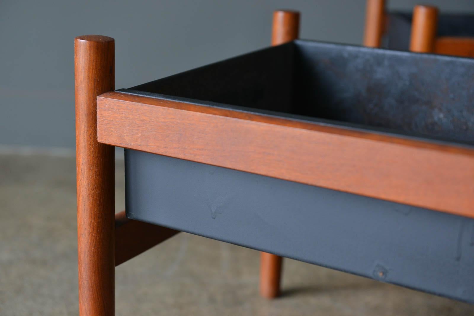 Danish Teak Planter Boxes by Spøttrup, circa 1960 In Good Condition In Costa Mesa, CA