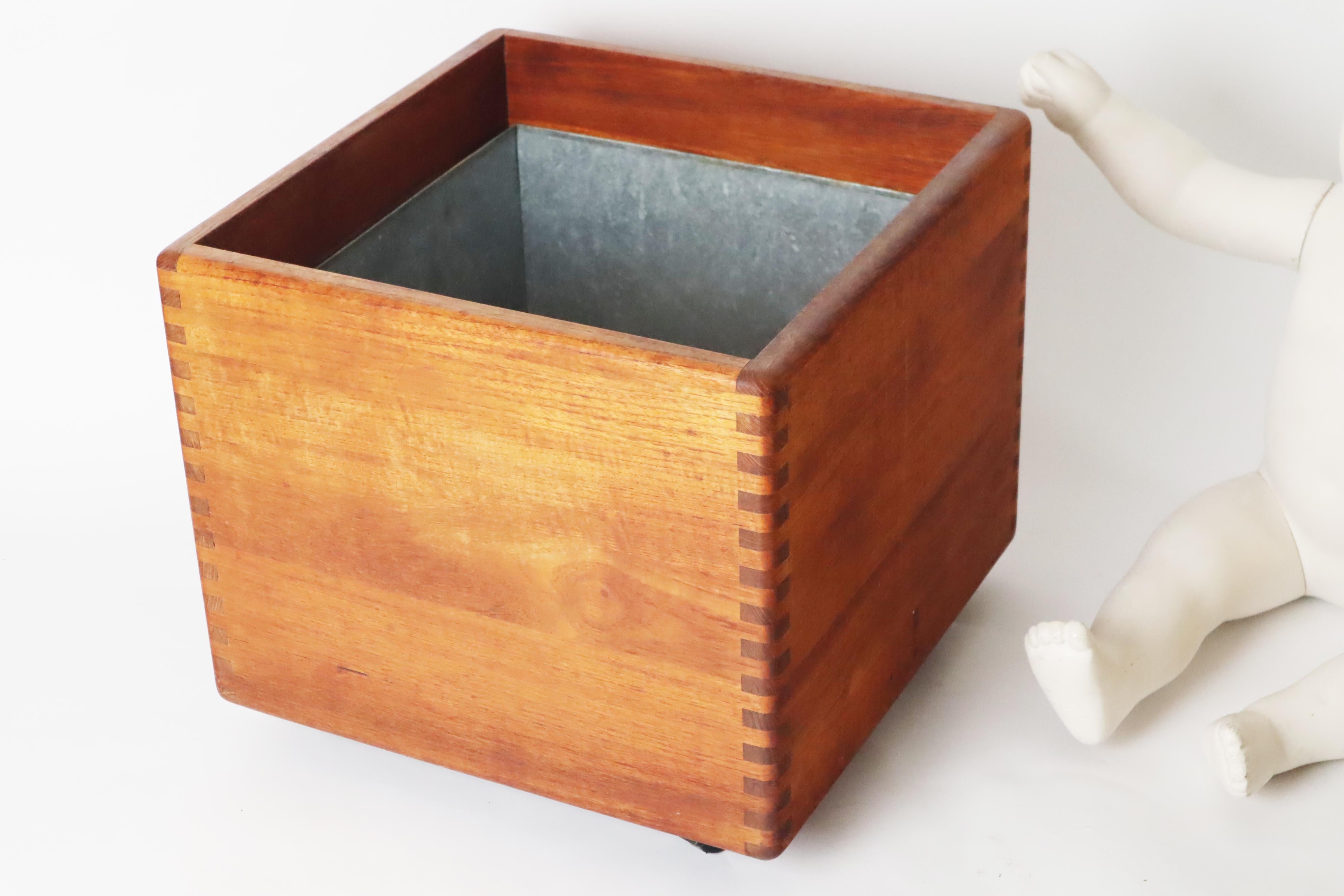 Danish Teak Planter with Zinc Tub by Salin Furniture For Sale 2