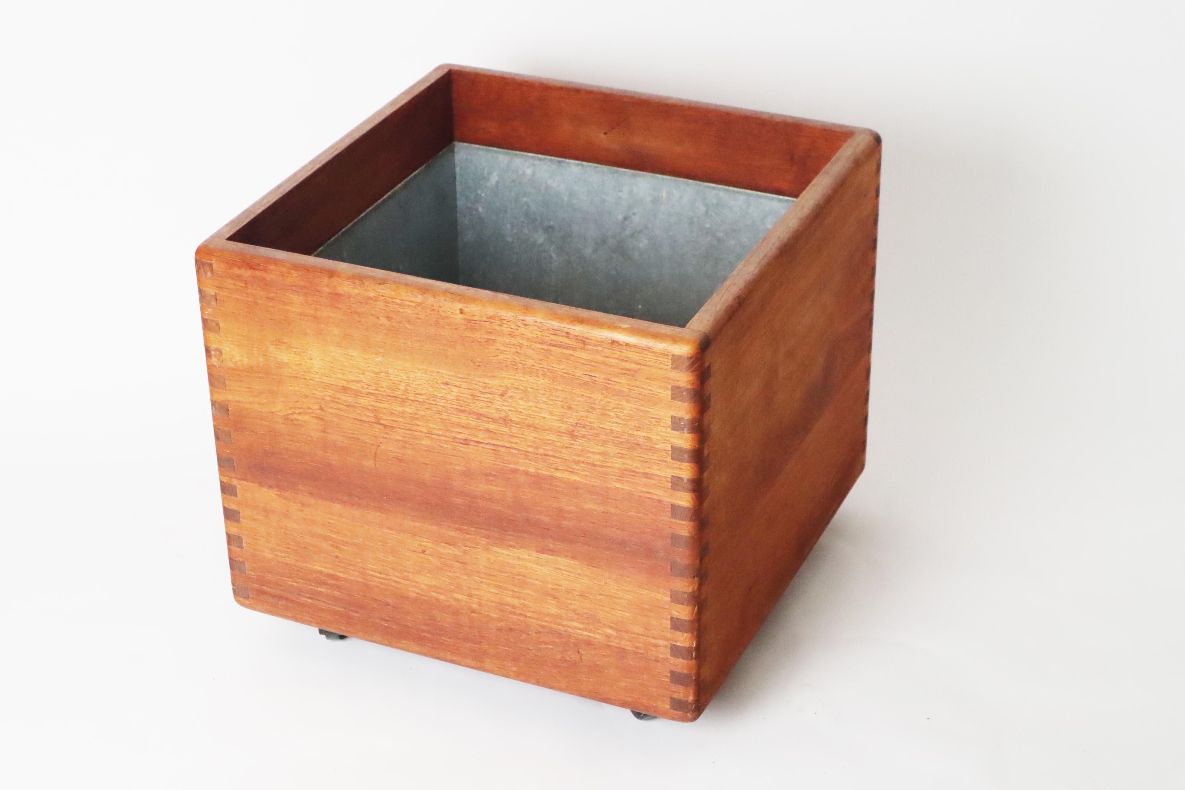 Danish Teak Planter with Zinc Tub by Salin Furniture For Sale 3