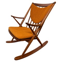 Fauteuil à bascule en teck danois par Frank Reenskaug pour Bramin Møbler Circa 1960s