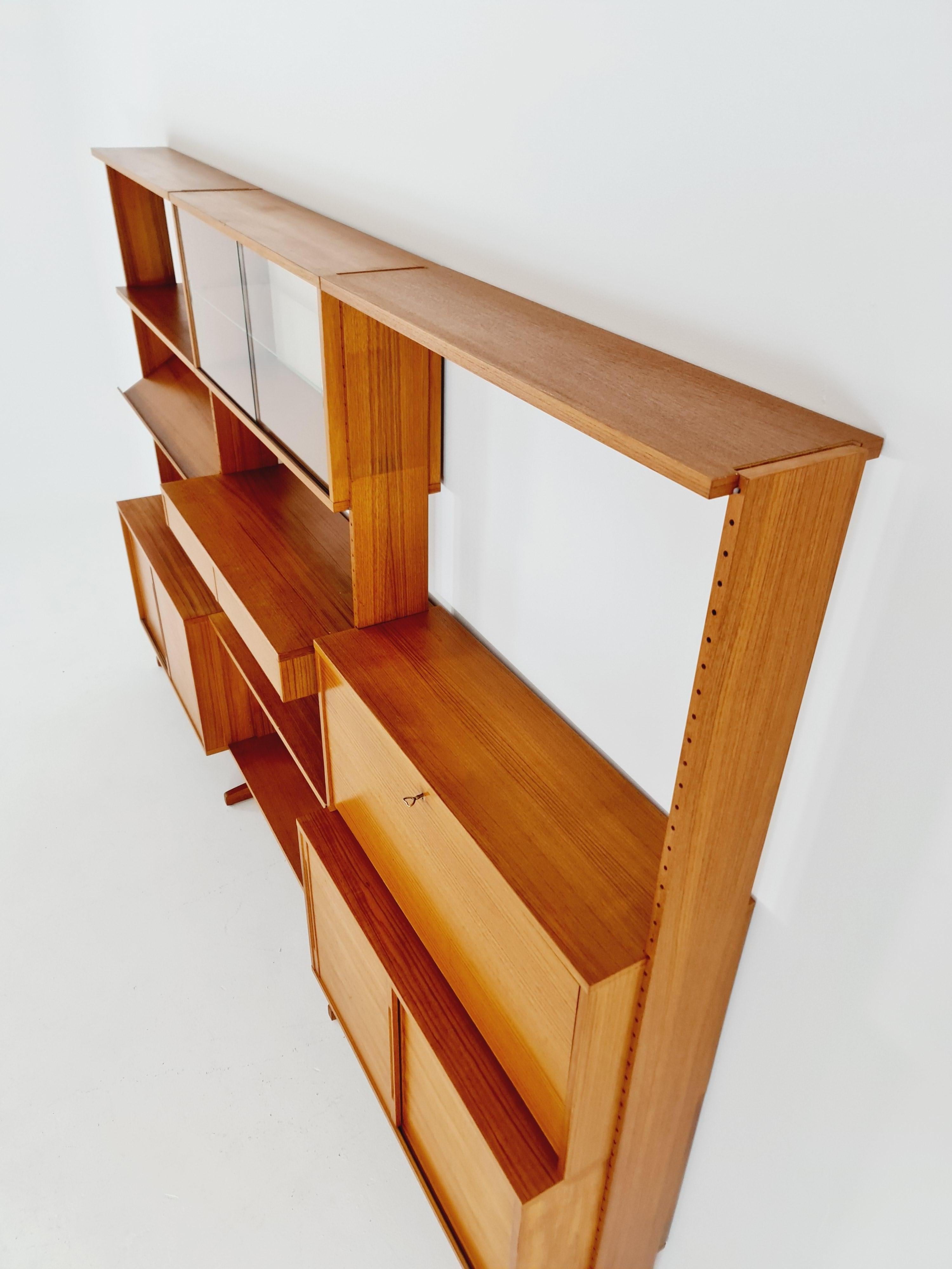 Danish teak room divider, modular library bookcase by L Chr Larsen & Son For Sale 4