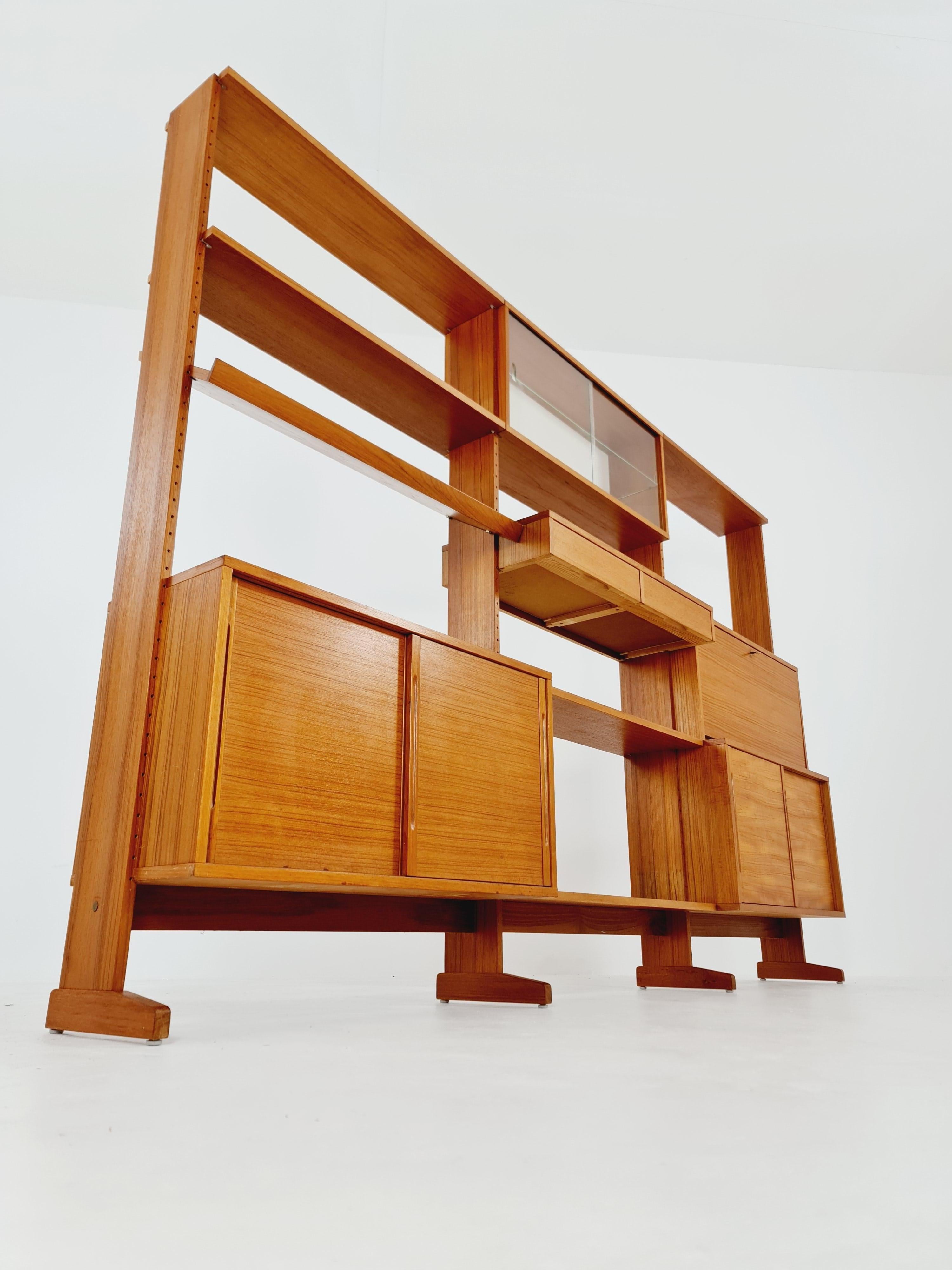 Danish teak room divider, modular library bookcase by L Chr Larsen & Son For Sale 9