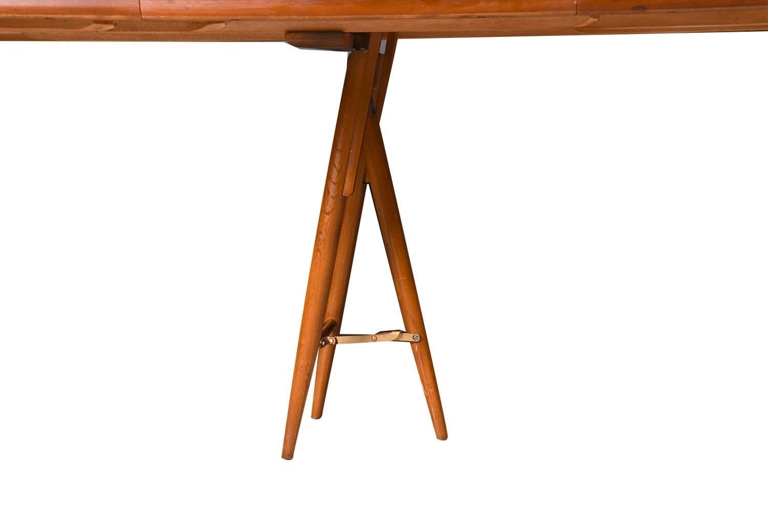 Mid-Century Modern Danish Teak Round Expandable Table Henning Kjaernulf for Soro Stolefabrik  For Sale