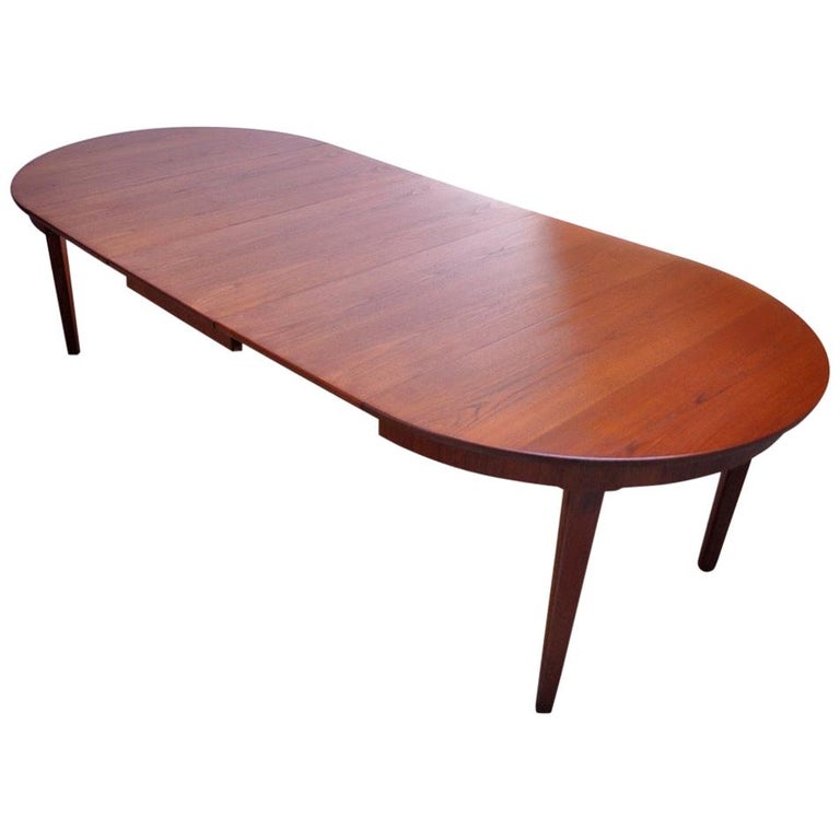 Danish Teak Round Extendable Dining, Expandable Dining Table Round
