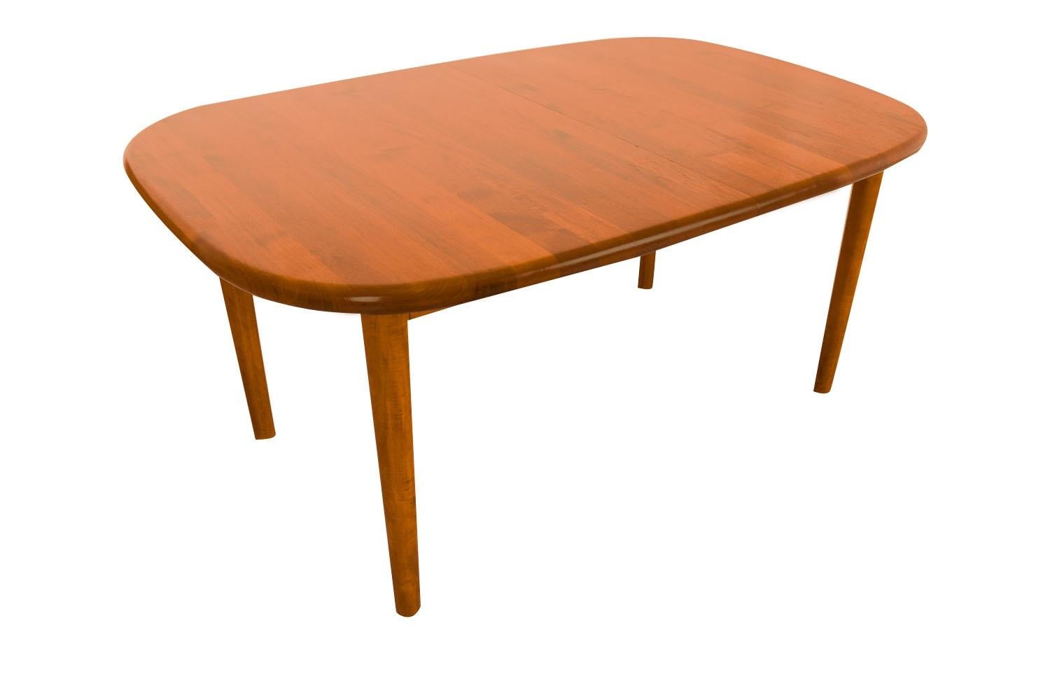 Danish Teak Rounded Corners Extendable Rectangle Dining Table  For Sale 4