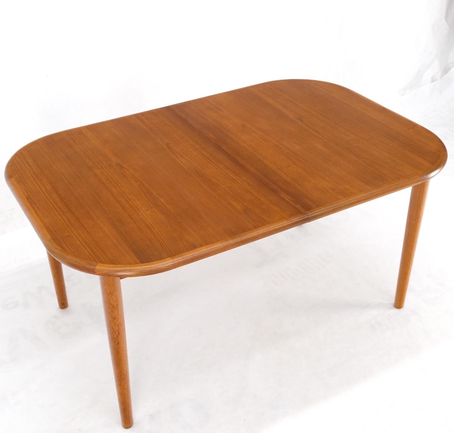 Danish Teak Rounded Corners Rectangle Dining Table One Hide Away Board Leaf Mint For Sale 2