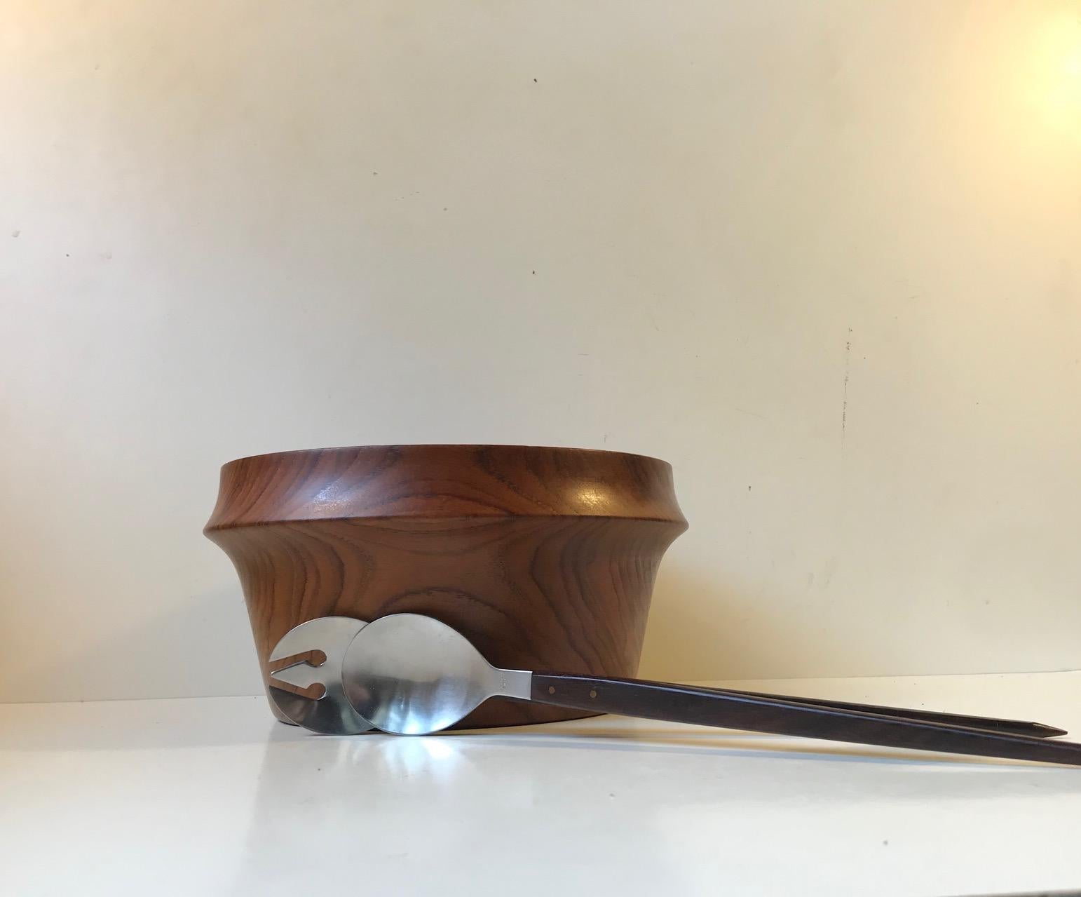 Mid-Century Modern Danish Teak Salad Bowl with Servers by Wiggers, 1960s For Sale