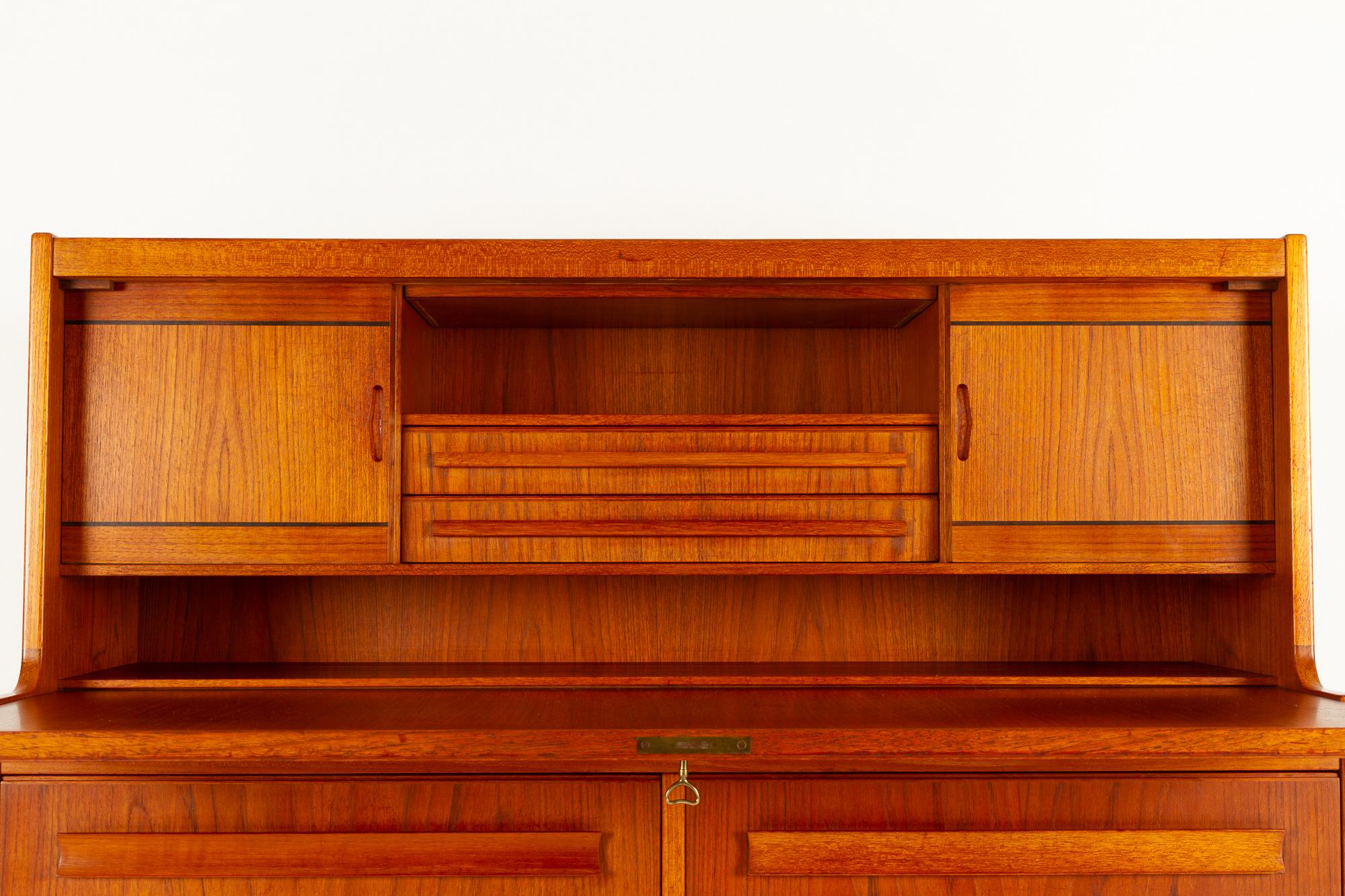 Danish Teak Secretaire with Hidden Compartment by Sigfred Omann, 1960s In Good Condition In Asaa, DK