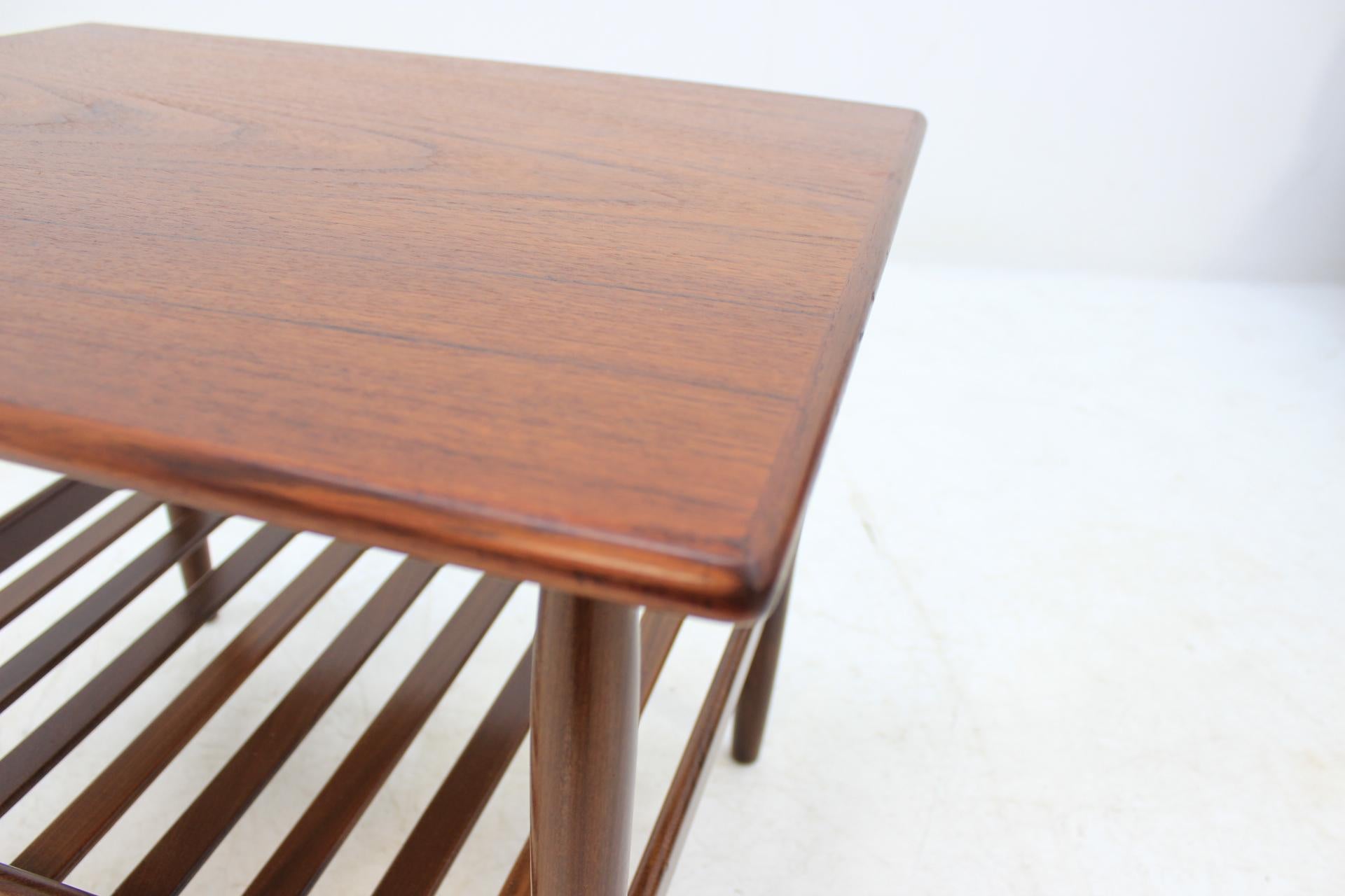 Danish Teak Side Table, 1960 1