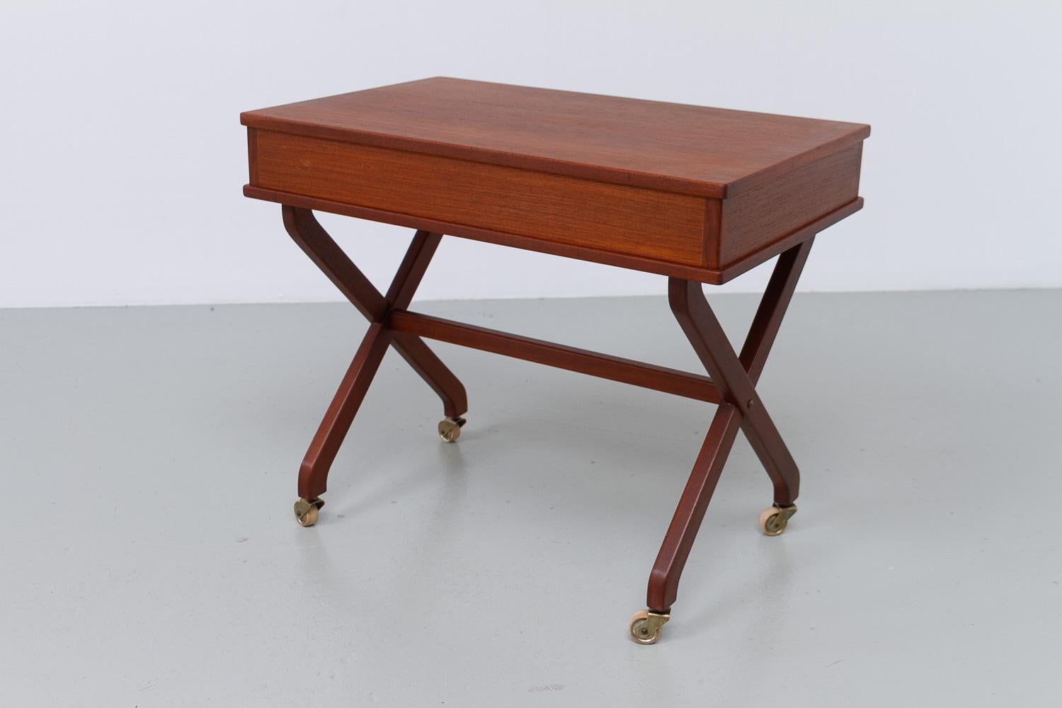 Danish Teak Side Table with Drawer, 1960s. For Sale 6