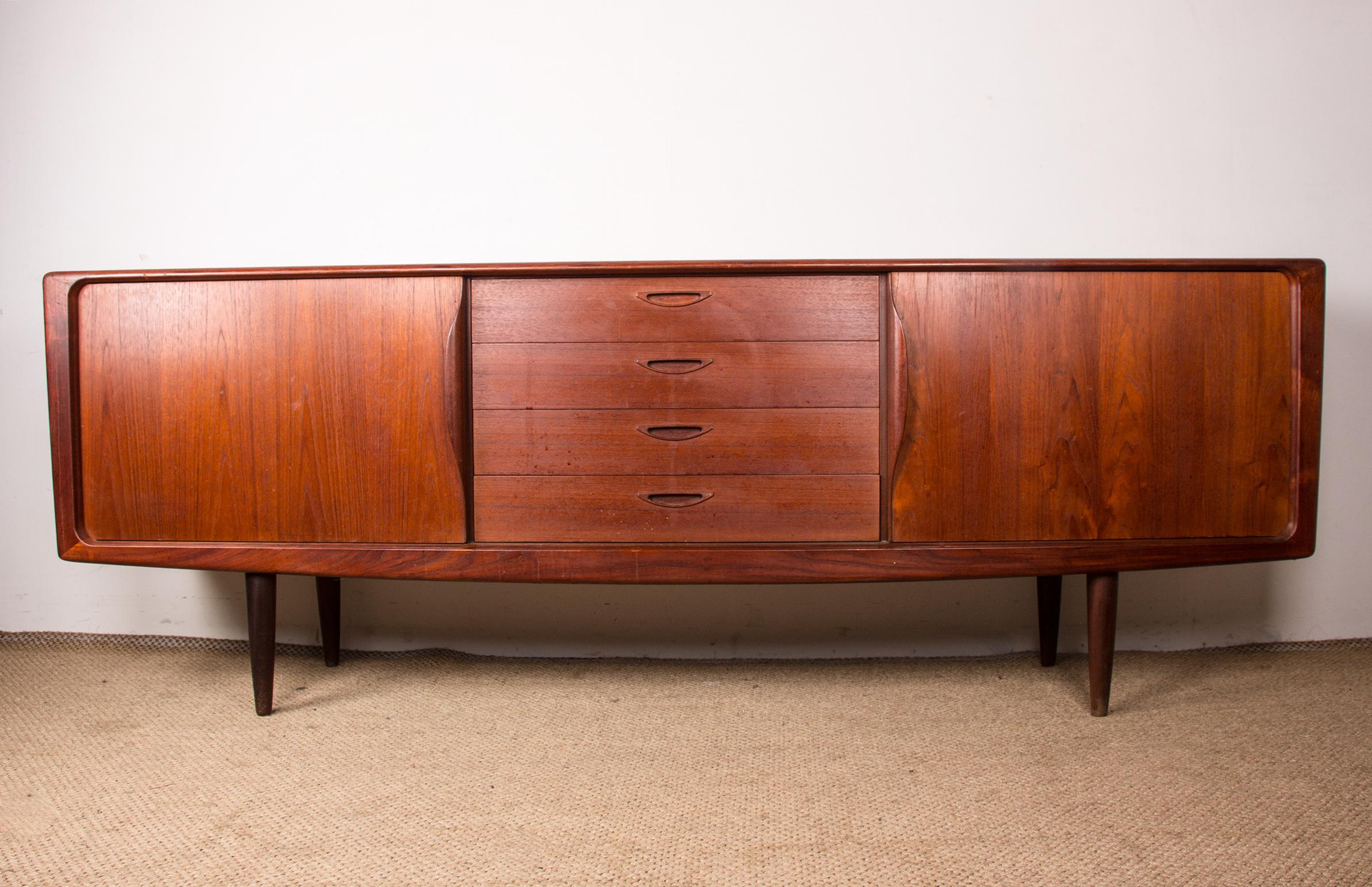 Mid-20th Century Danish Teak Sideboard by Henry Walter Klein for Bramin 1960. For Sale