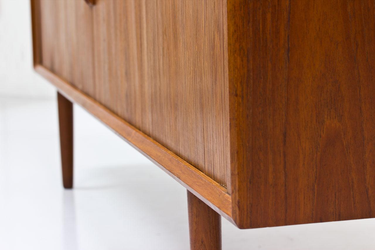 Danish Teak Sideboard by Svend Aage Larsen for Faarup Mobelfabrik, 1960s 8