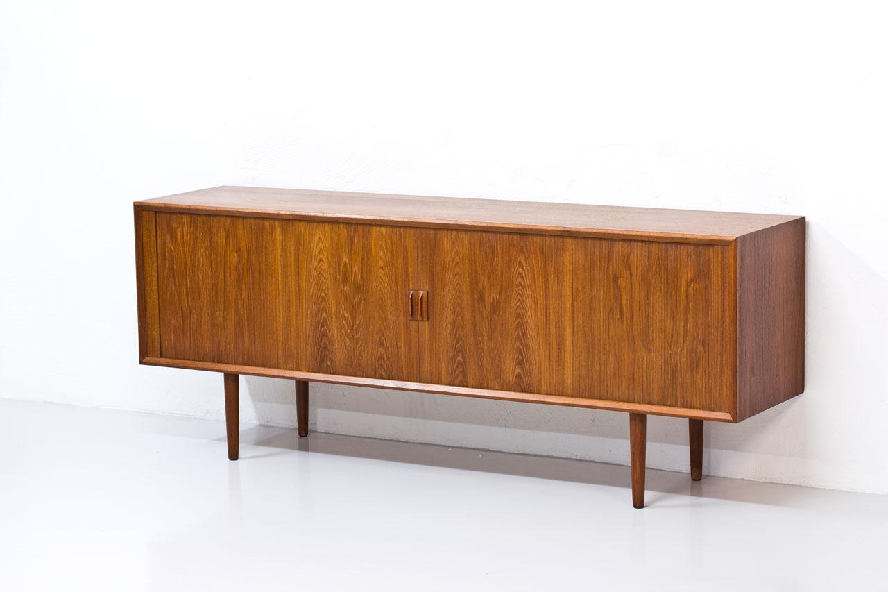 Scandinavian Modern Danish Teak Sideboard by Svend Aage Larsen for Faarup Mobelfabrik, 1960s