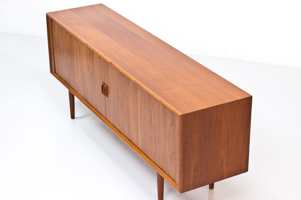 Danish Teak Sideboard by Svend Aage Larsen for Faarup Mobelfabrik, 1960s 3