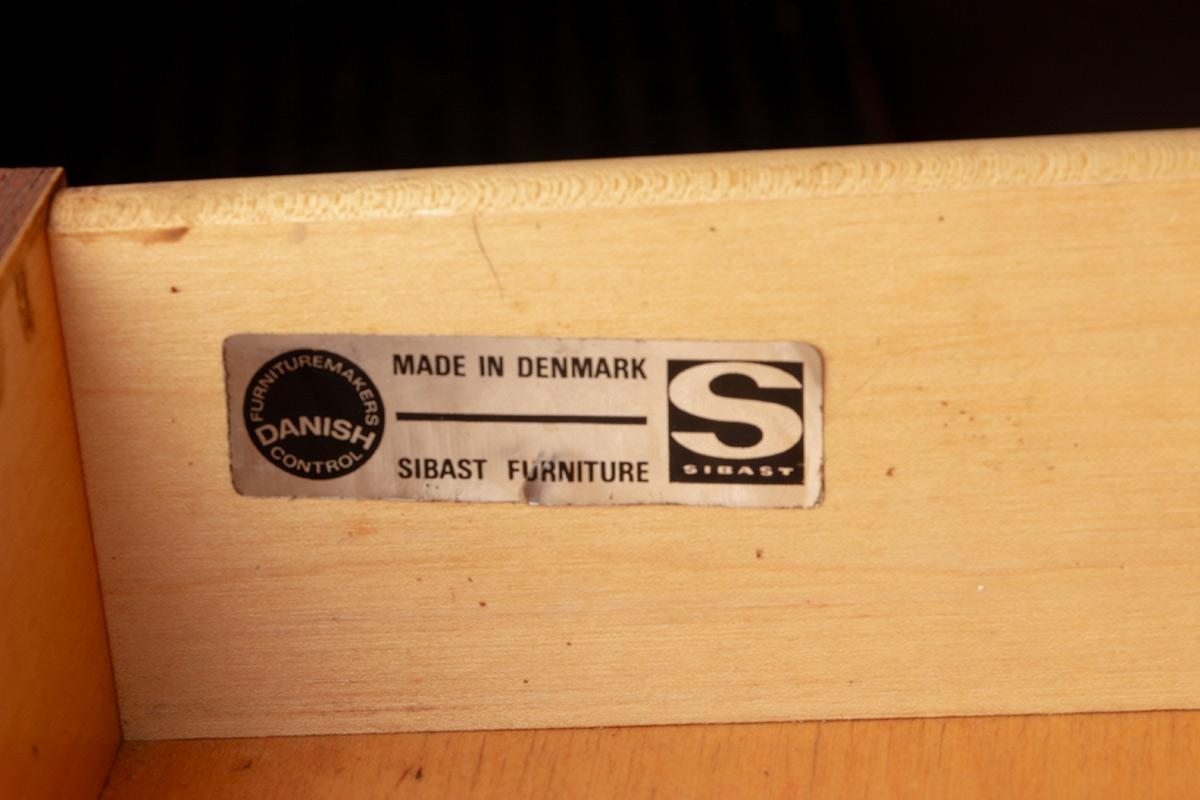 Danish teak sideboard model 41 by Grete Jalk for P.Olsen Sibast Mobler 1960. For Sale 11