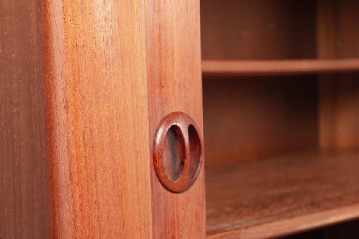 Danish teak sideboard model 42 by Harry Østergaard for Randers Mobelfabrik 1960. For Sale 8