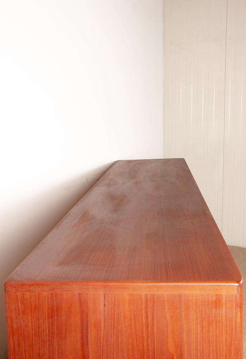 Danish teak sideboard model 42 by Harry Østergaard for Randers Mobelfabrik 1960. For Sale 11