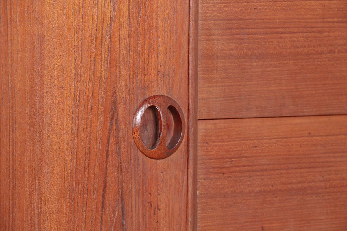 Danish teak sideboard model 42 by Harry Østergaard for Randers Mobelfabrik 1960. For Sale 12