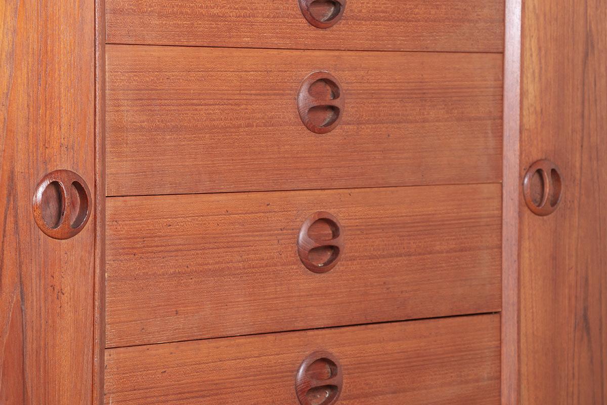 Danish teak sideboard model 42 by Harry Østergaard for Randers Mobelfabrik 1960. For Sale 13