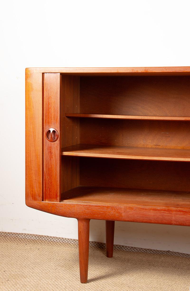 Danish teak sideboard model 42 by Harry Østergaard for Randers Mobelfabrik 1960. For Sale 3